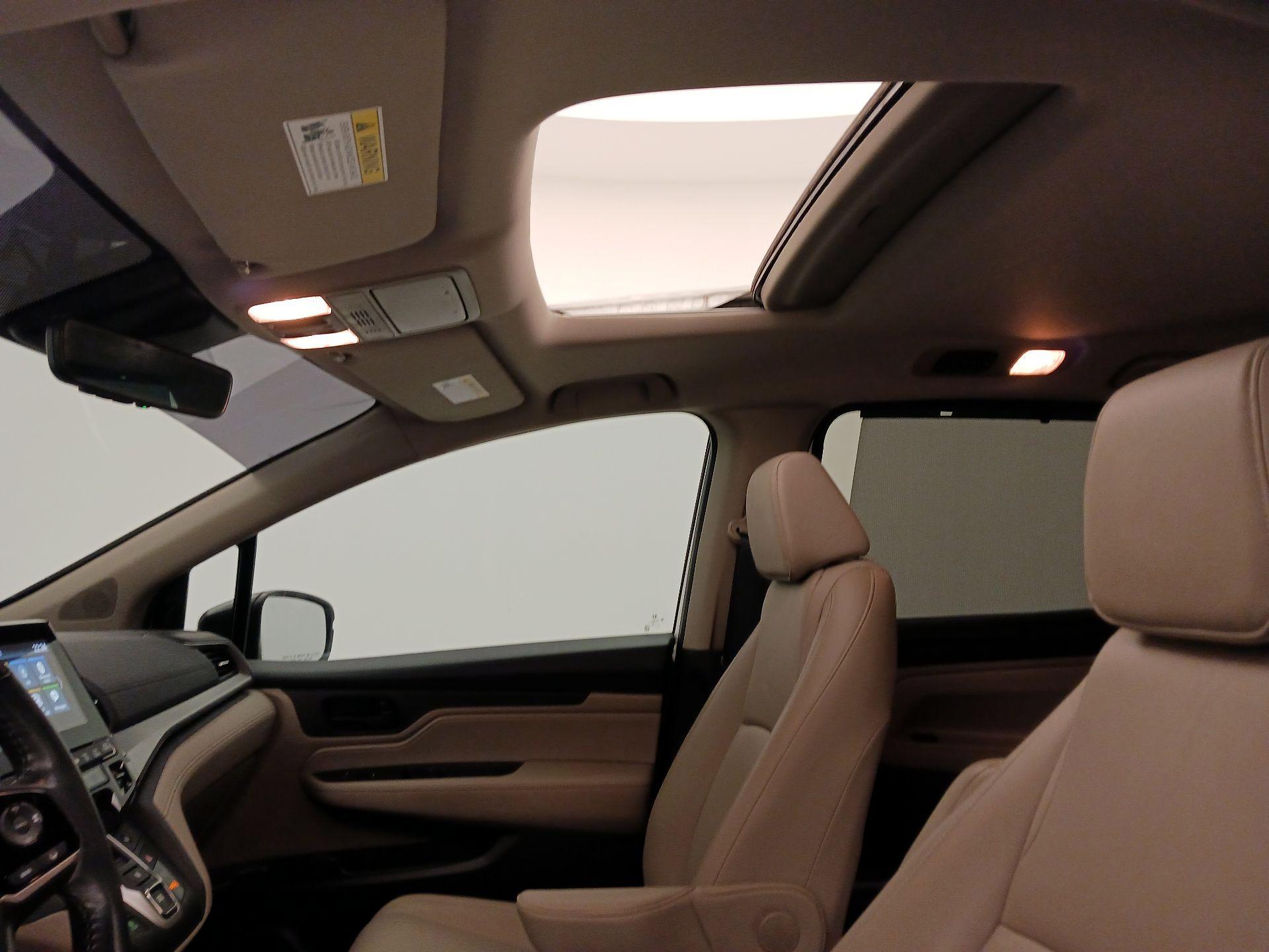 Thumbnail: 2020 Honda Odyssey - 19