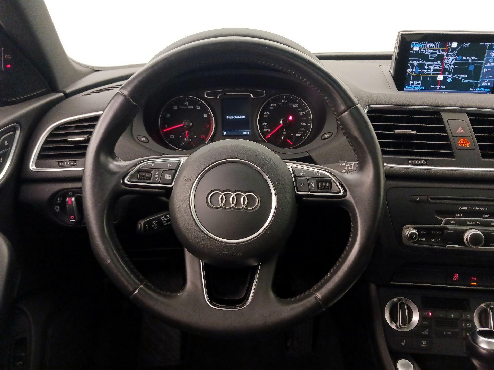 Thumbnail: 2015 Audi Q3 - 10