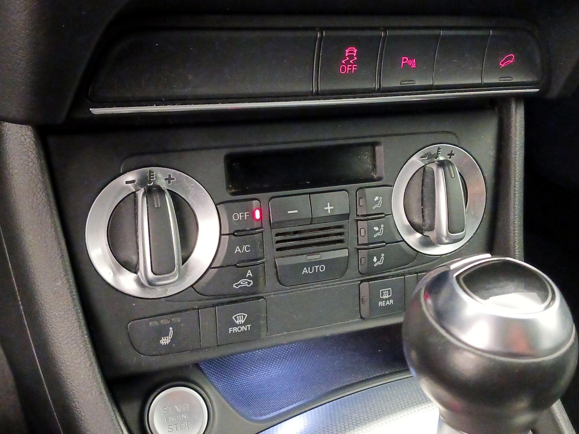 Thumbnail: 2015 Audi Q3 - 17