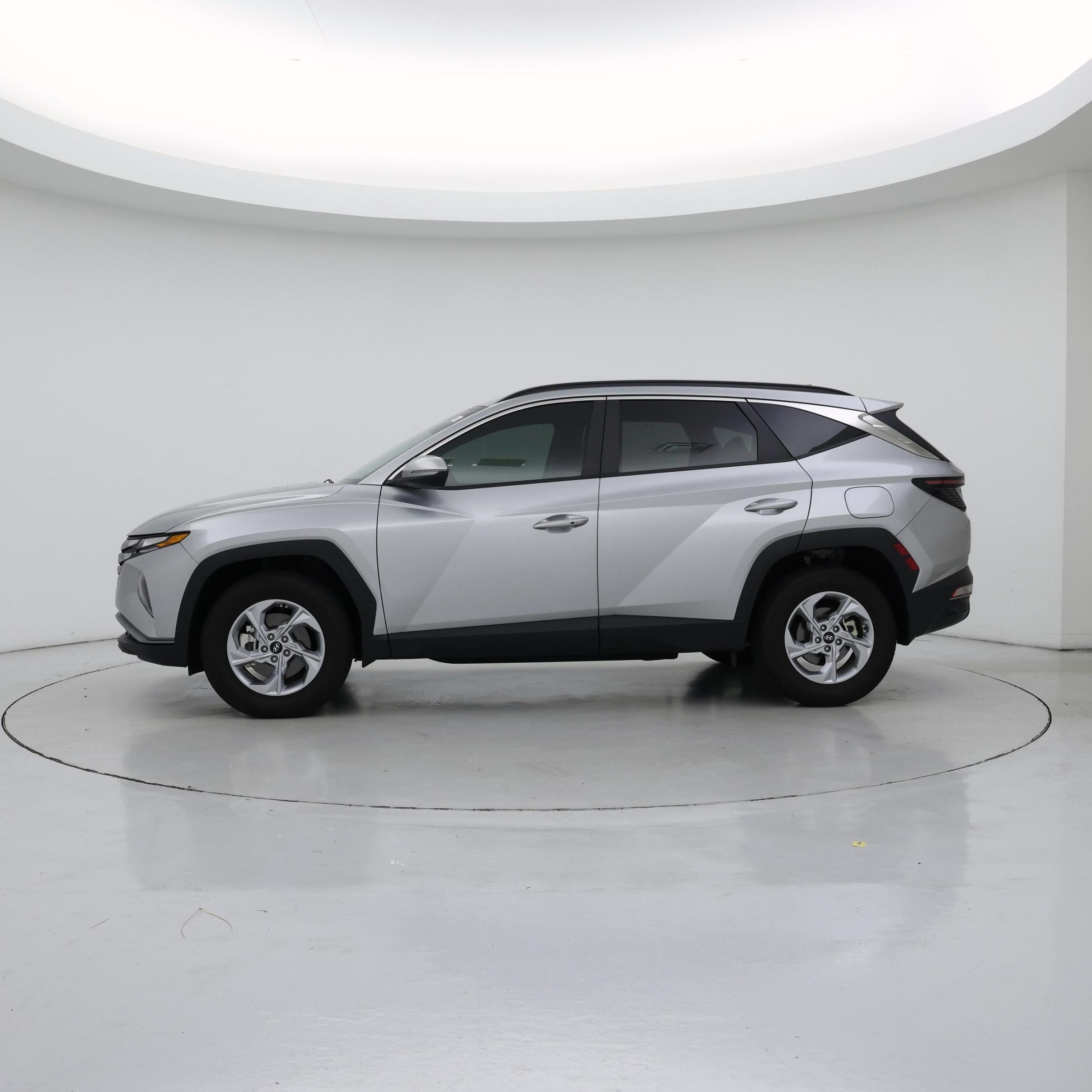 Thumbnail: 2022 Hyundai Tucson - 3