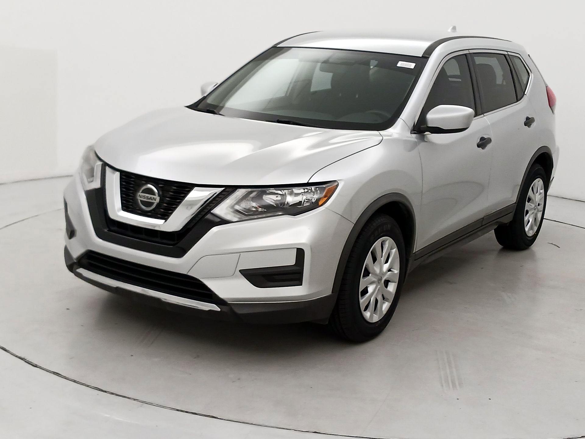 Thumbnail: 2018 Nissan Rogue - 3