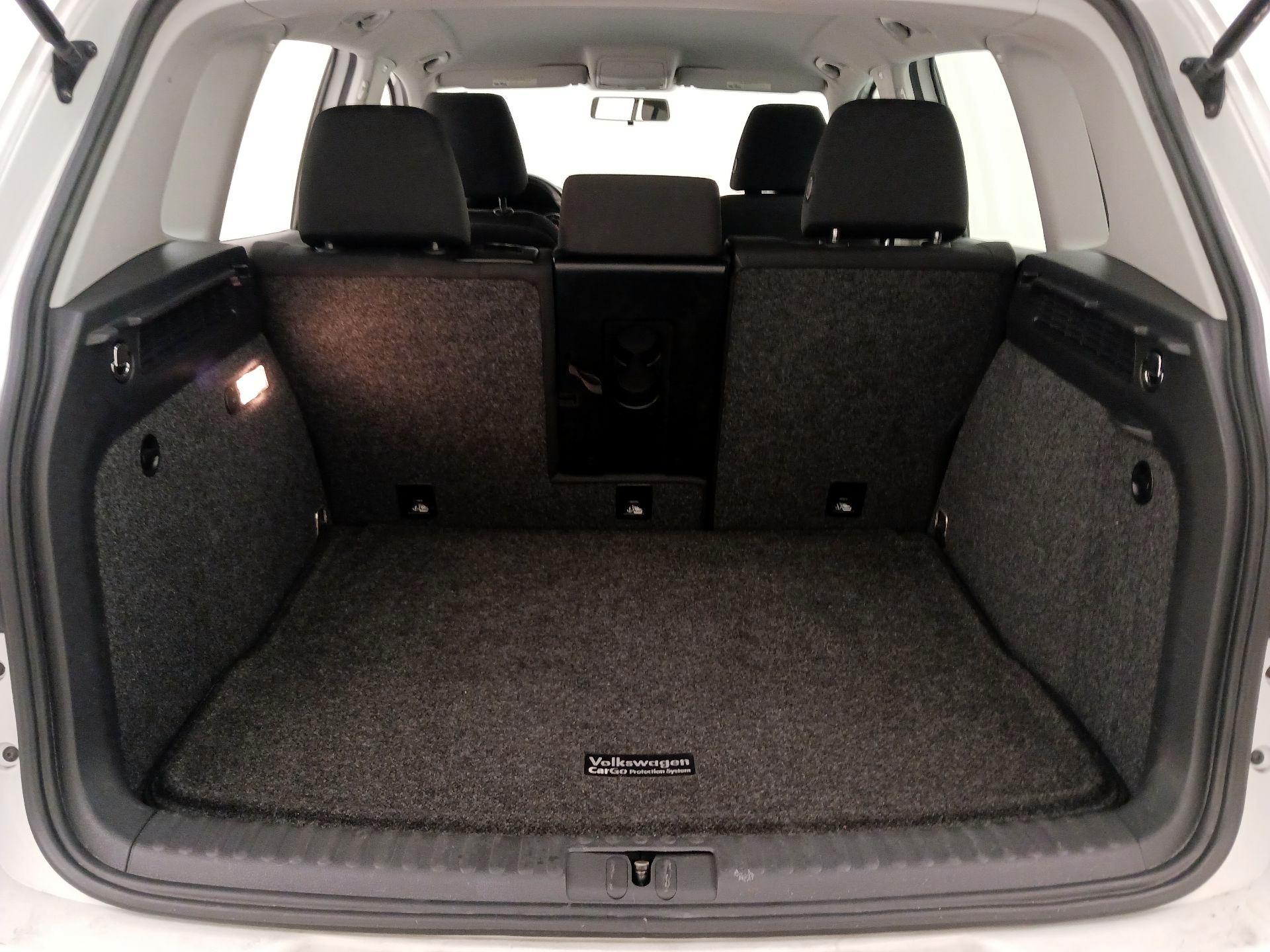 Thumbnail: 2017 Volkswagen Tiguan - 20