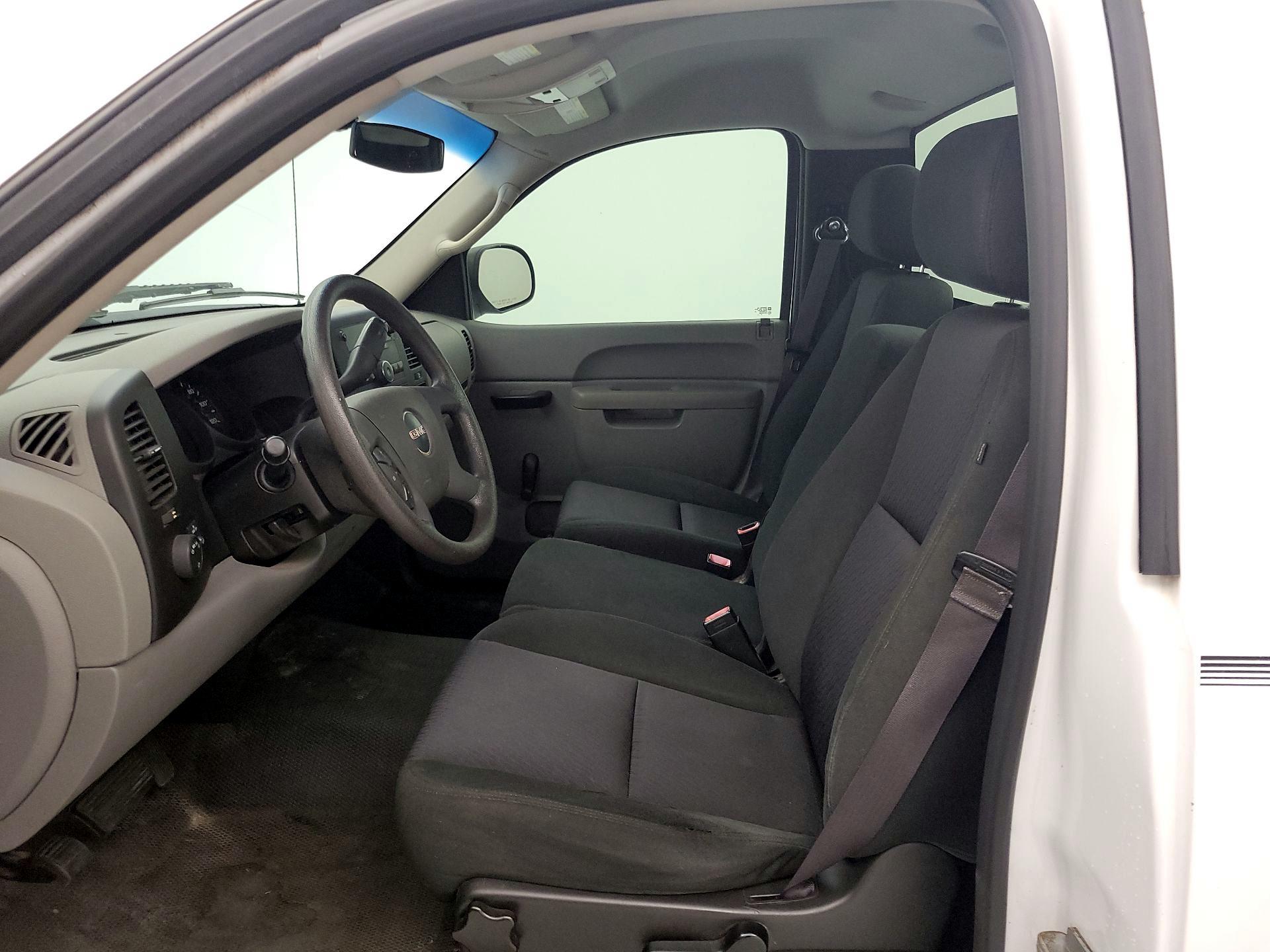 Thumbnail: 2013 GMC Sierra 1500 - 11