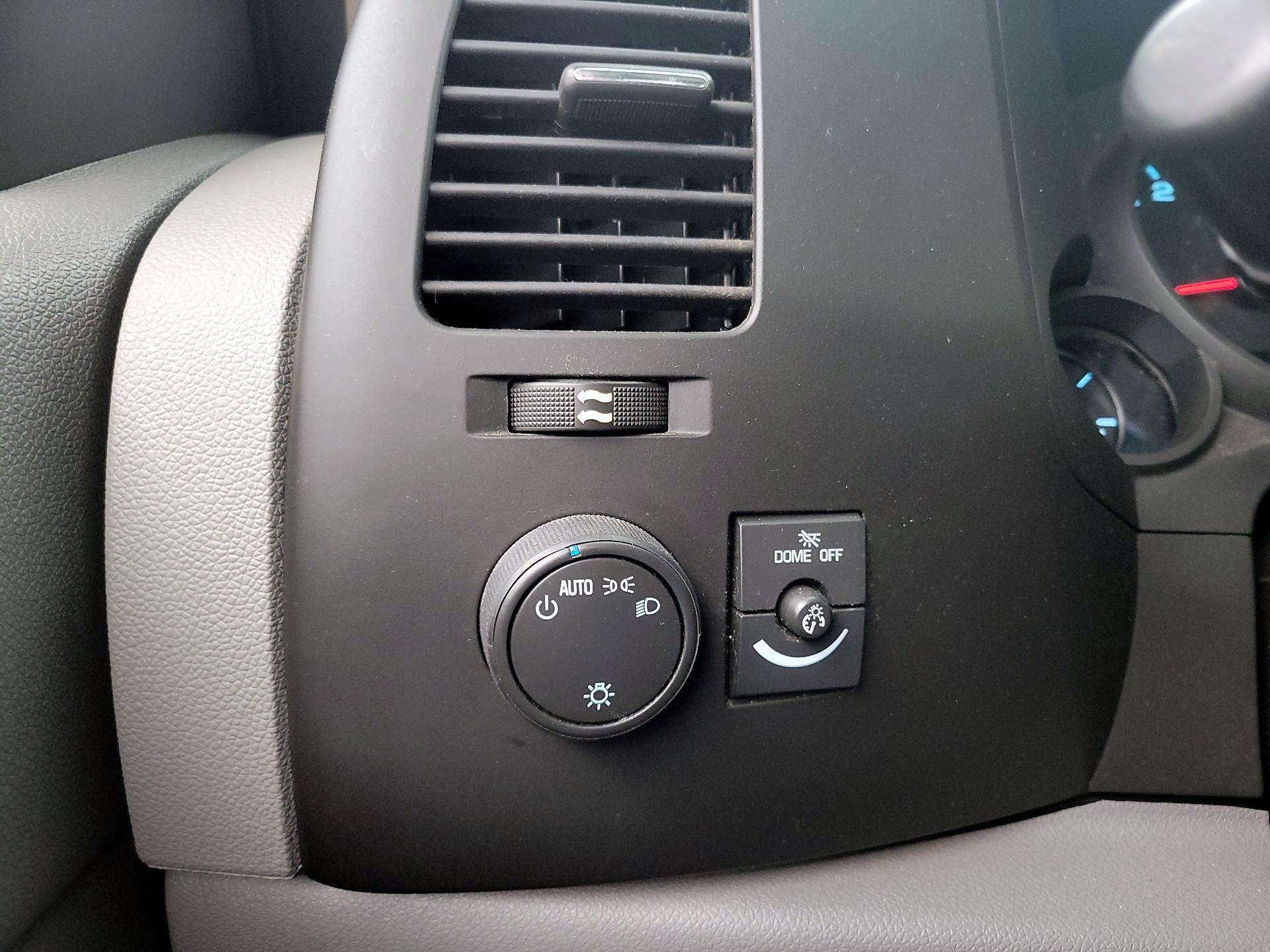 Thumbnail: 2013 GMC Sierra 1500 - 13