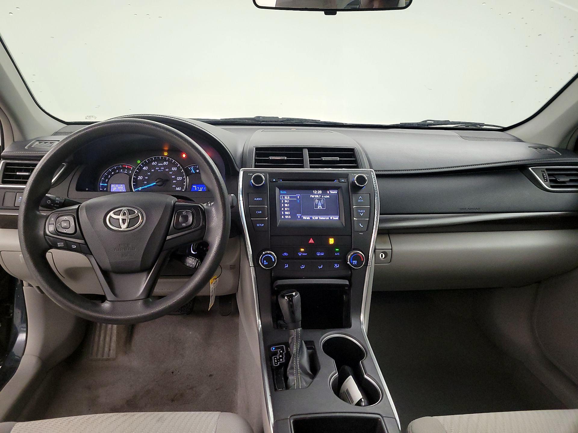 Thumbnail: 2015 Toyota Camry - 8