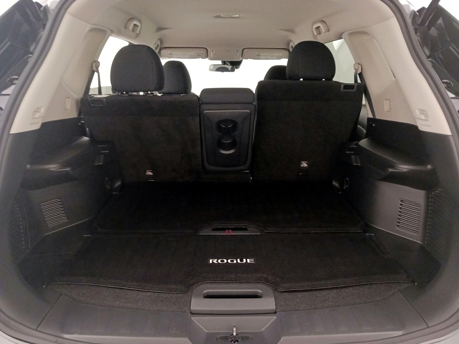 Thumbnail: 2019 Nissan Rogue - 20