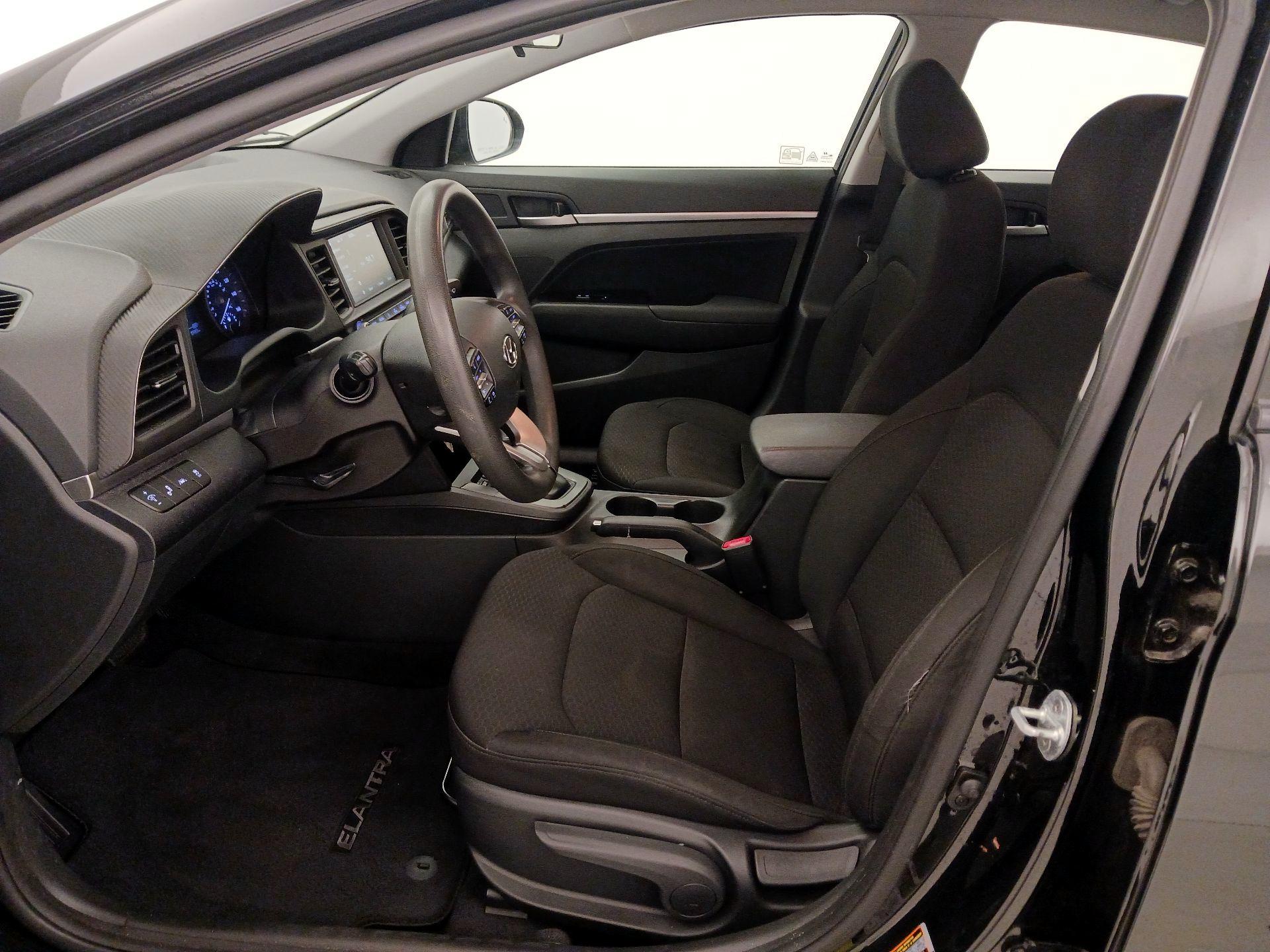 Thumbnail: 2020 Hyundai Elantra - 11
