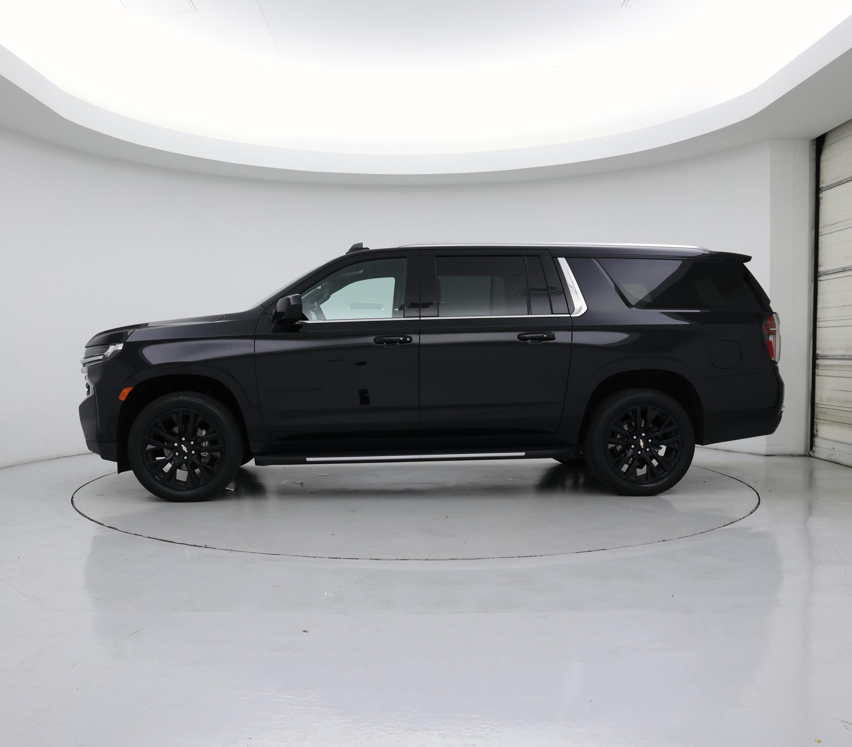 Thumbnail: 2024 Chevrolet Suburban - 3