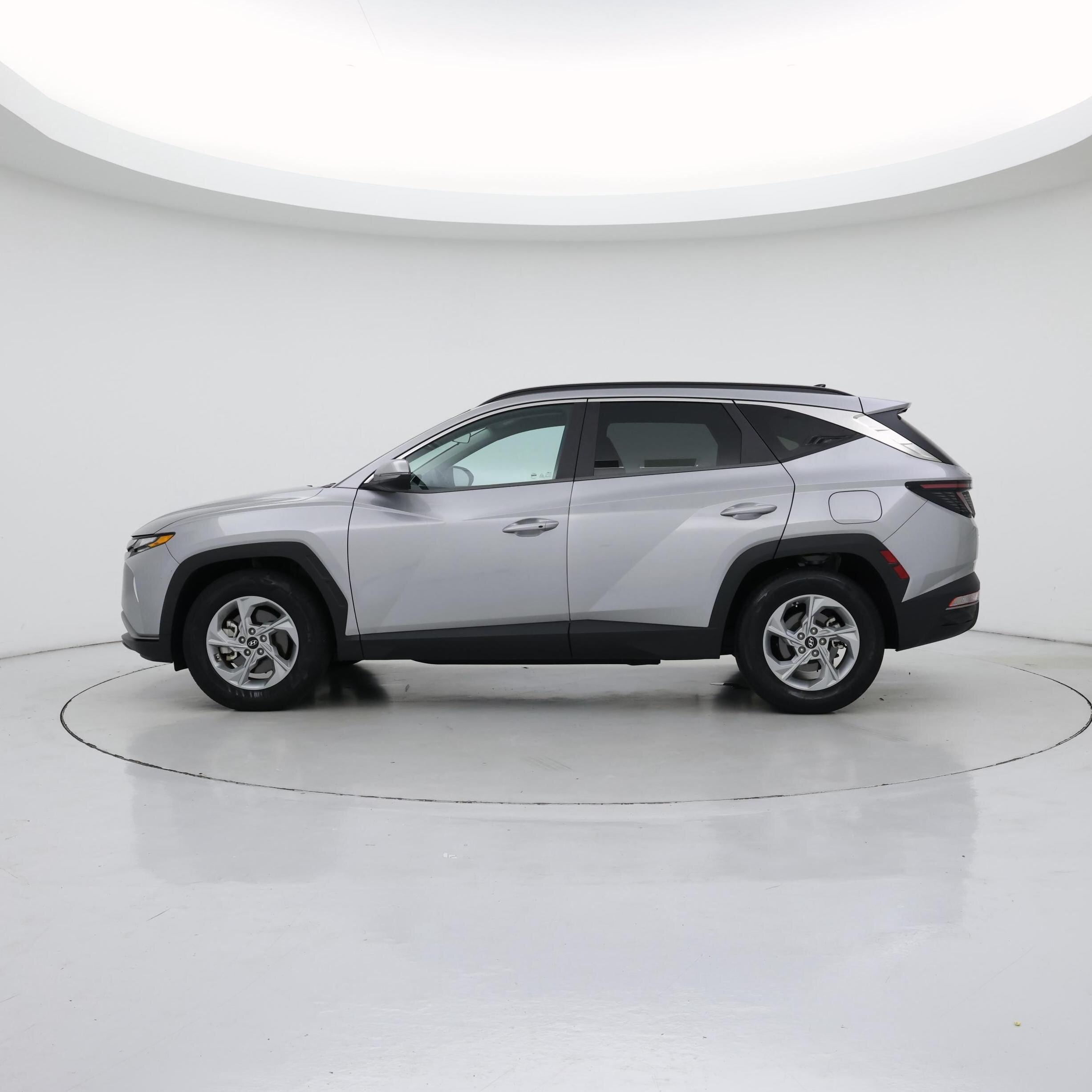 Thumbnail: 2022 Hyundai Tucson - 3