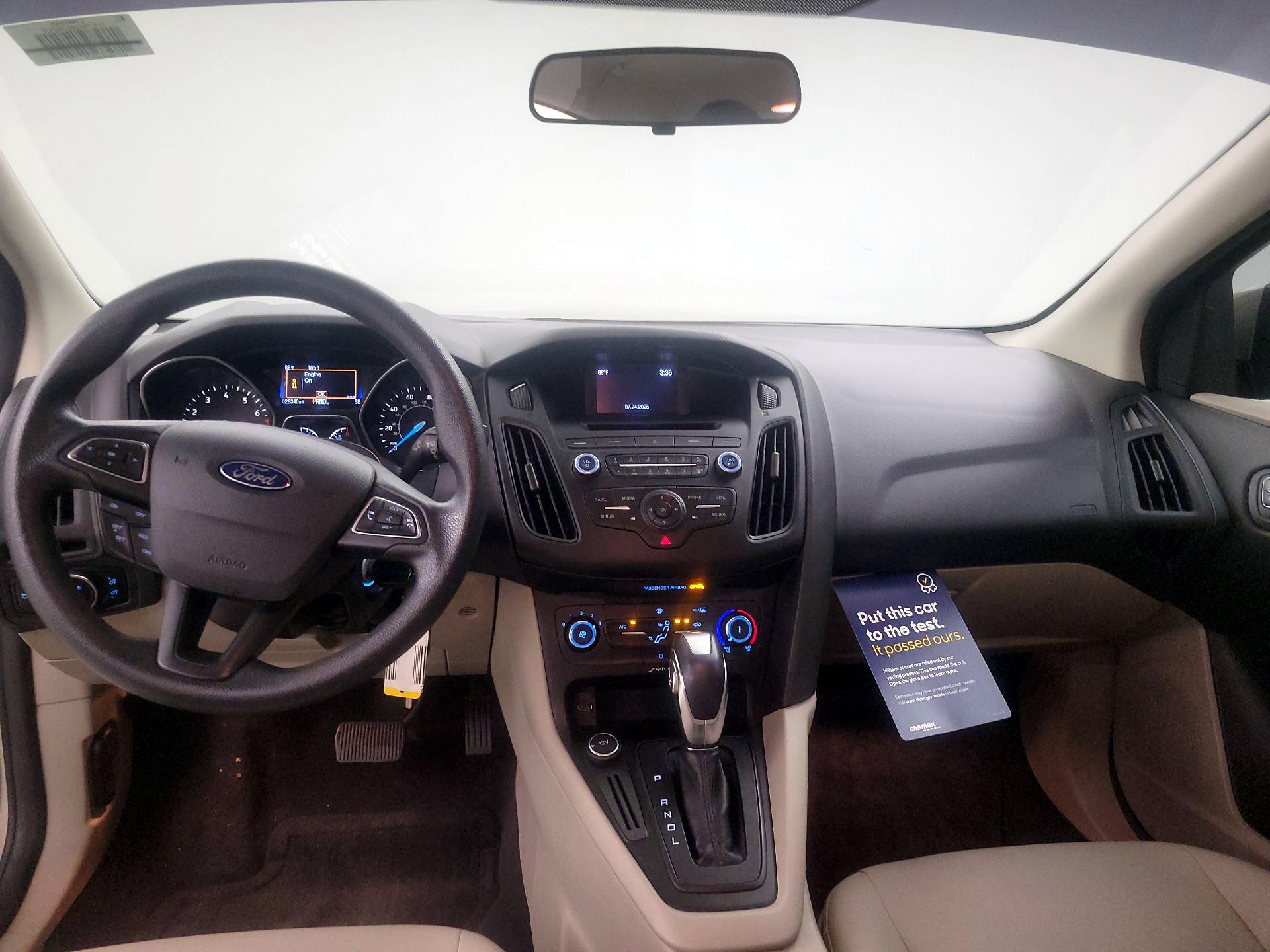 Thumbnail: 2016 Ford Focus - 8