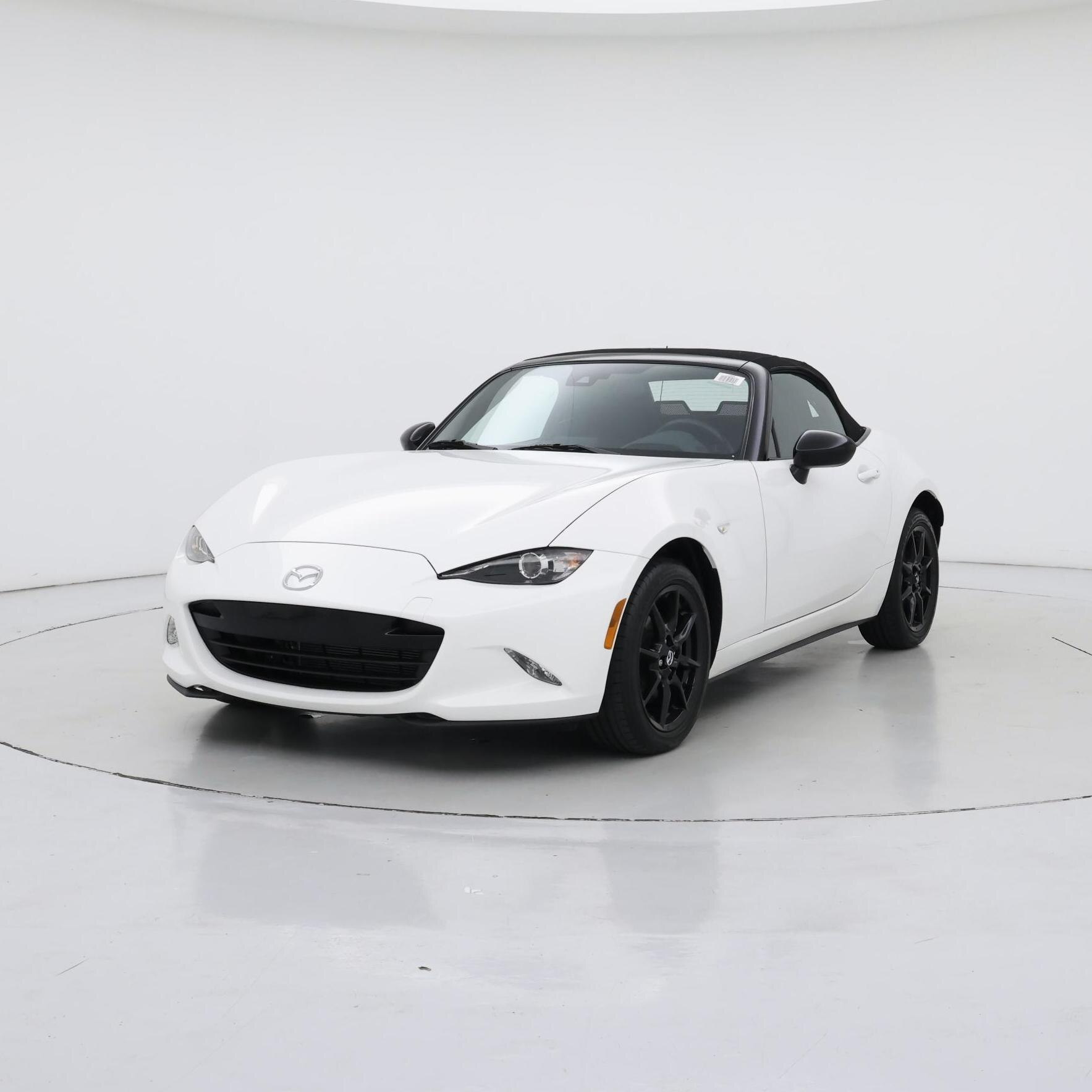 Thumbnail: 2021 Mazda MX-5 Miata - 4