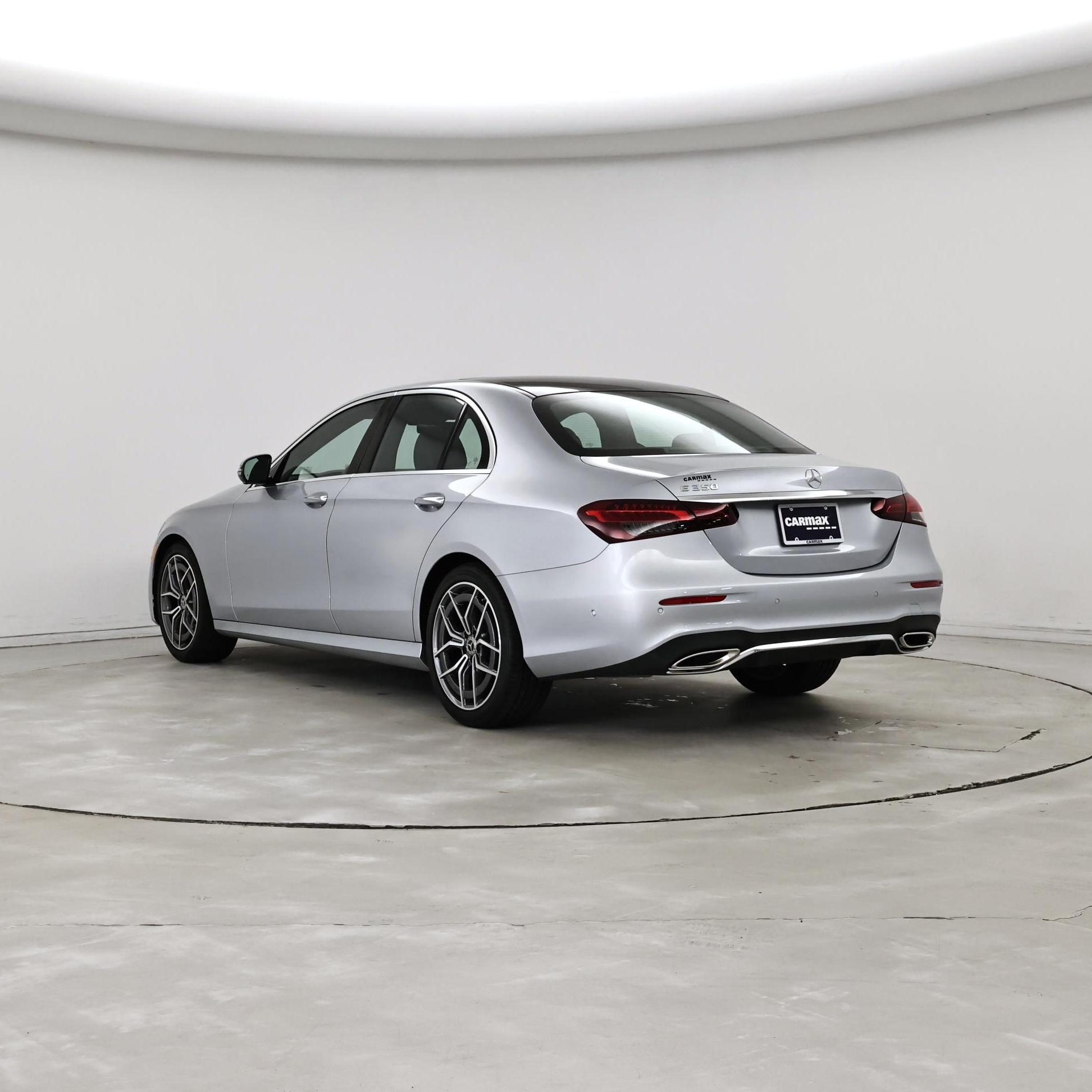 Thumbnail: 2021 Mercedes-Benz E-Class - 2