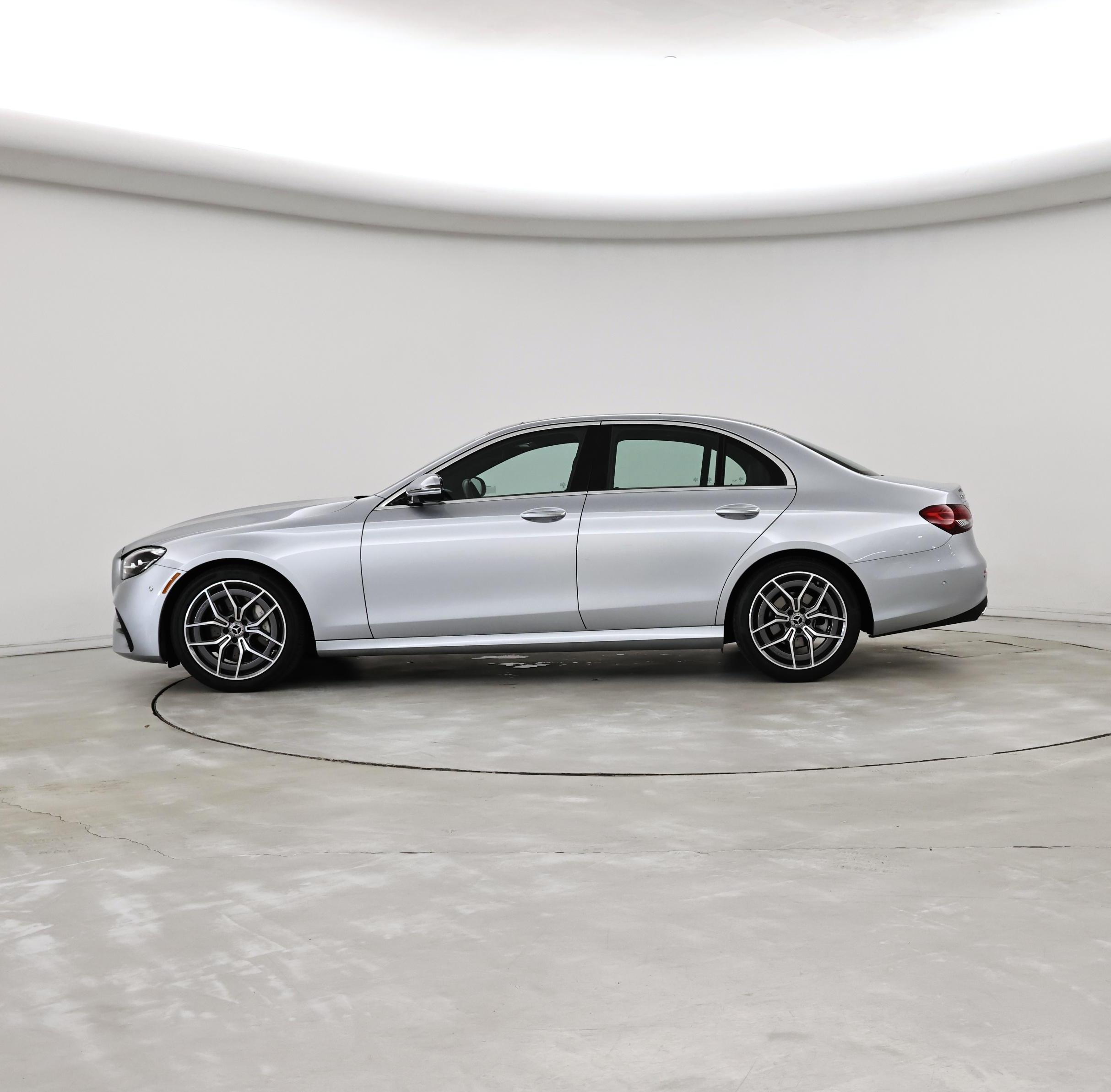Thumbnail: 2021 Mercedes-Benz E-Class - 3