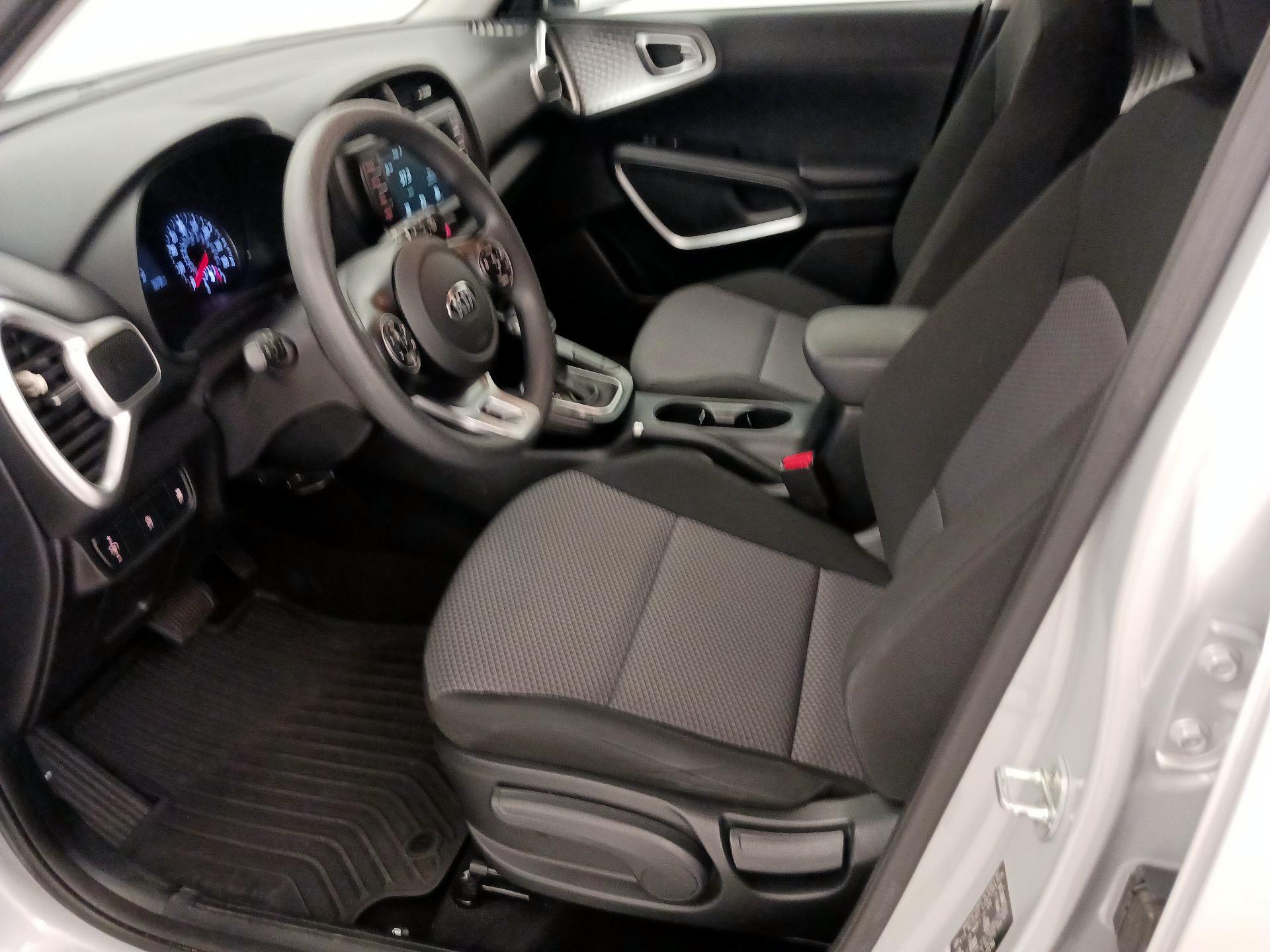 Thumbnail: 2021 Kia Soul - 11