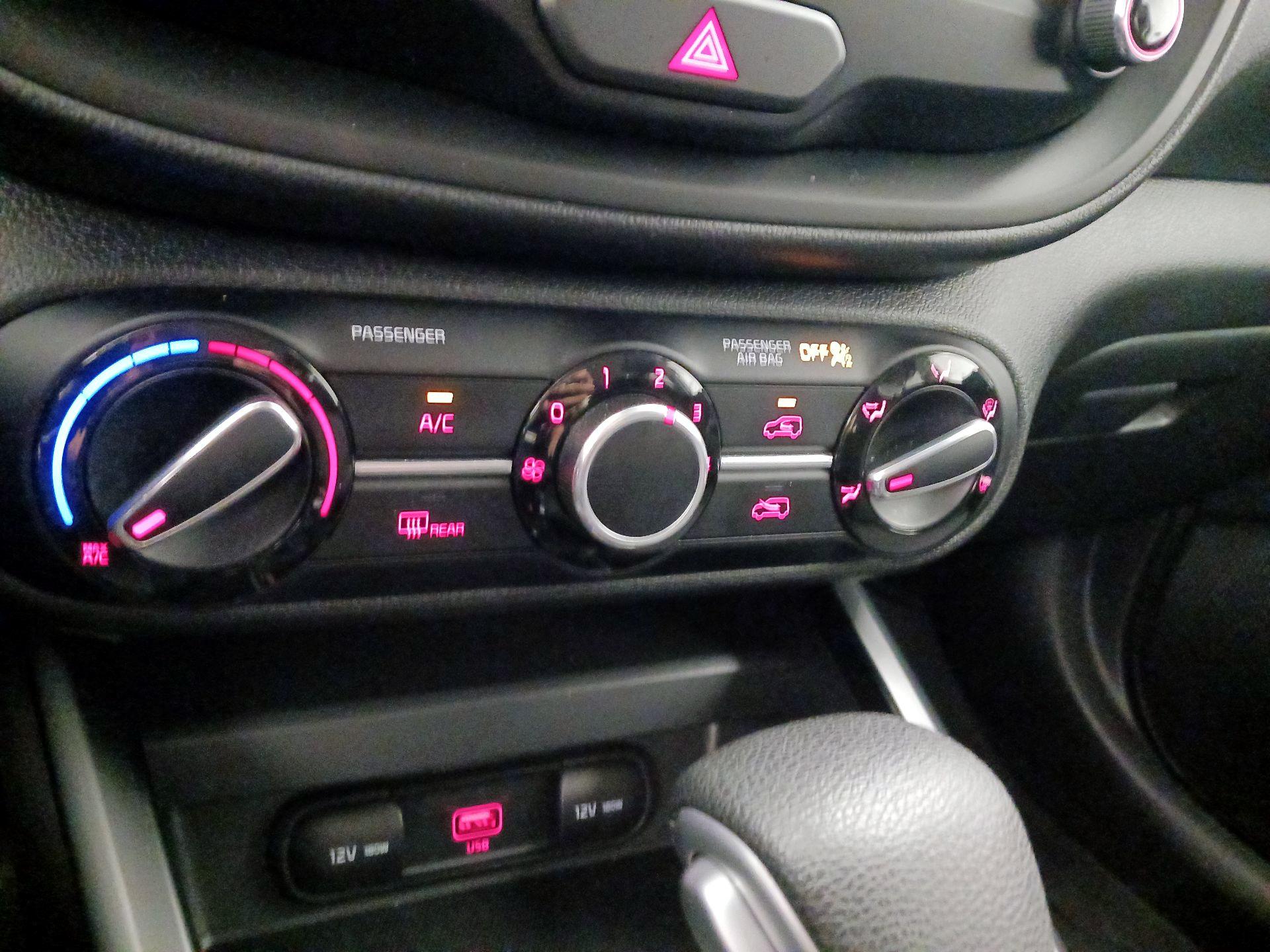 Thumbnail: 2021 Kia Soul - 16