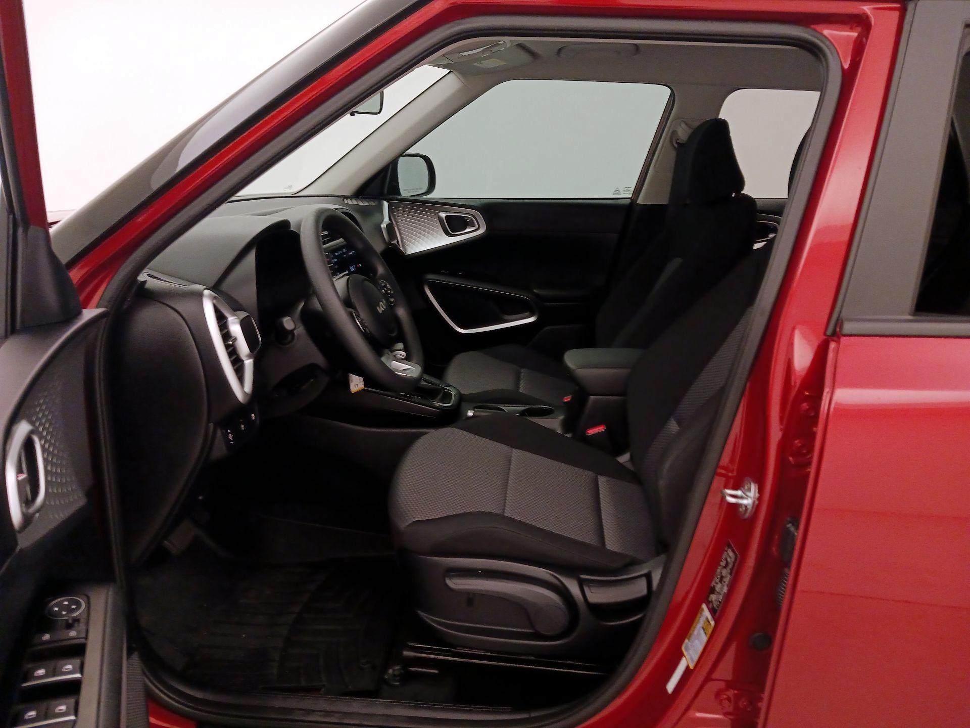 Thumbnail: 2022 Kia Soul - 11