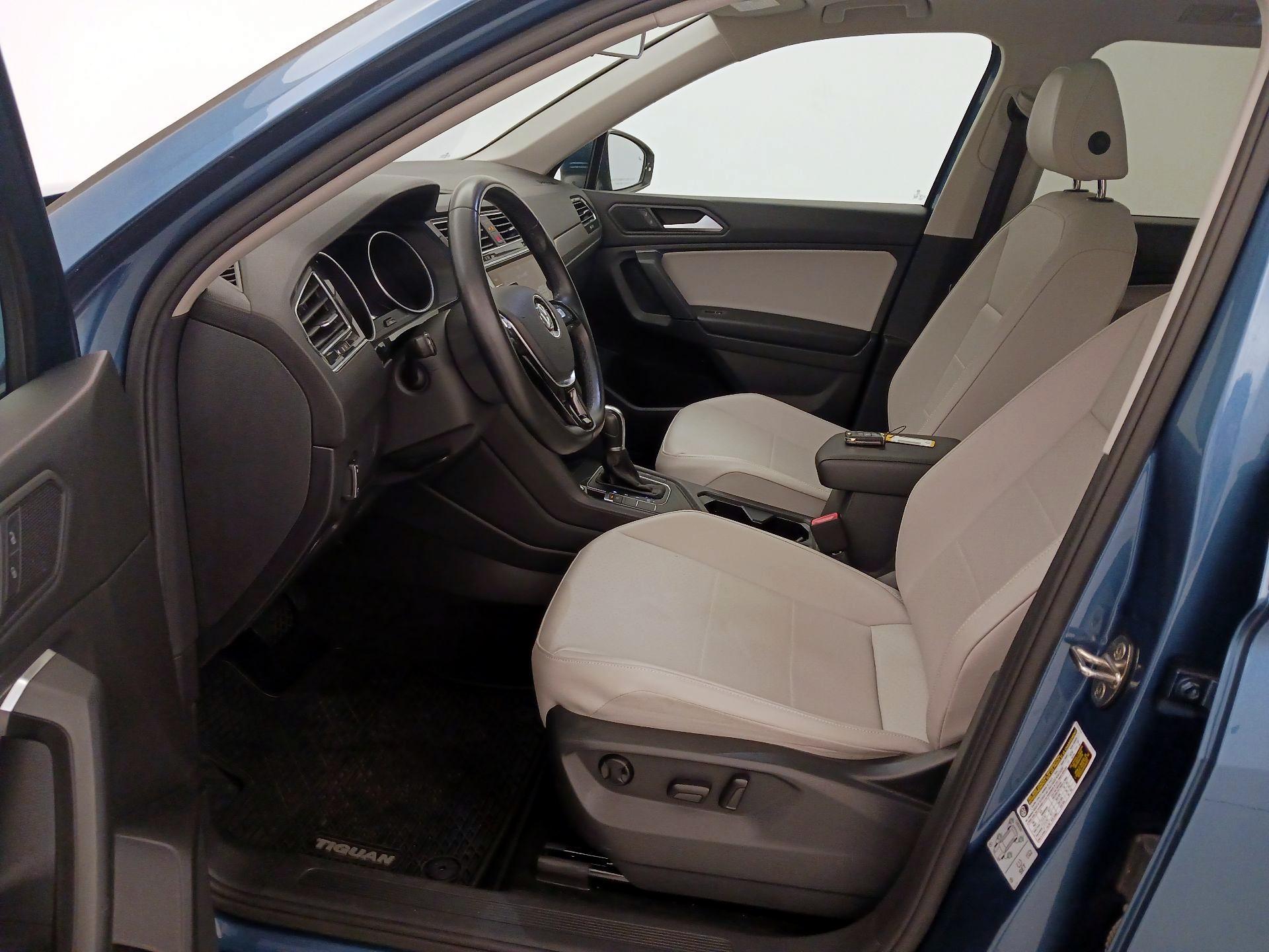 Thumbnail: 2019 Volkswagen Tiguan - 11