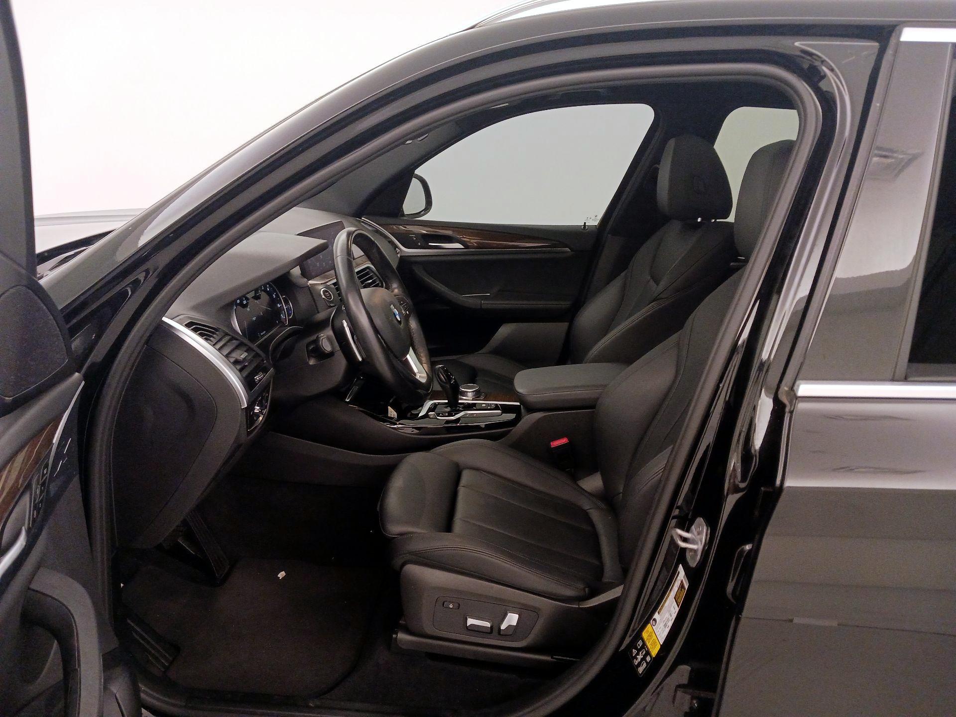 Thumbnail: 2019 BMW X3 - 11