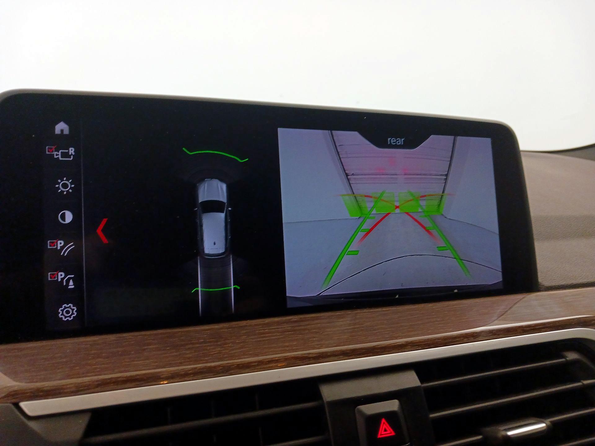 Thumbnail: 2019 BMW X3 - 15