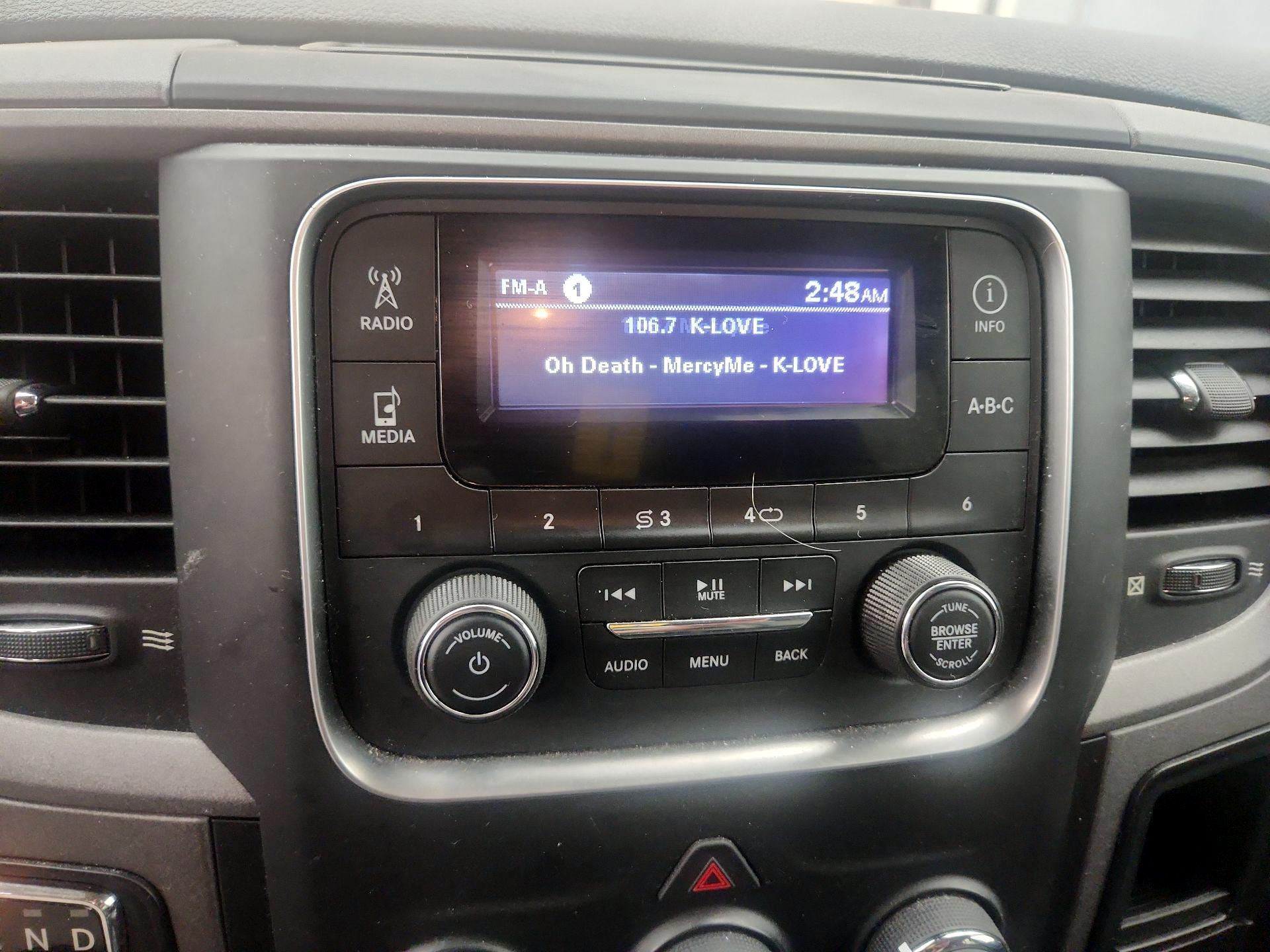 Thumbnail: 2019 RAM 1500 Classic - 15