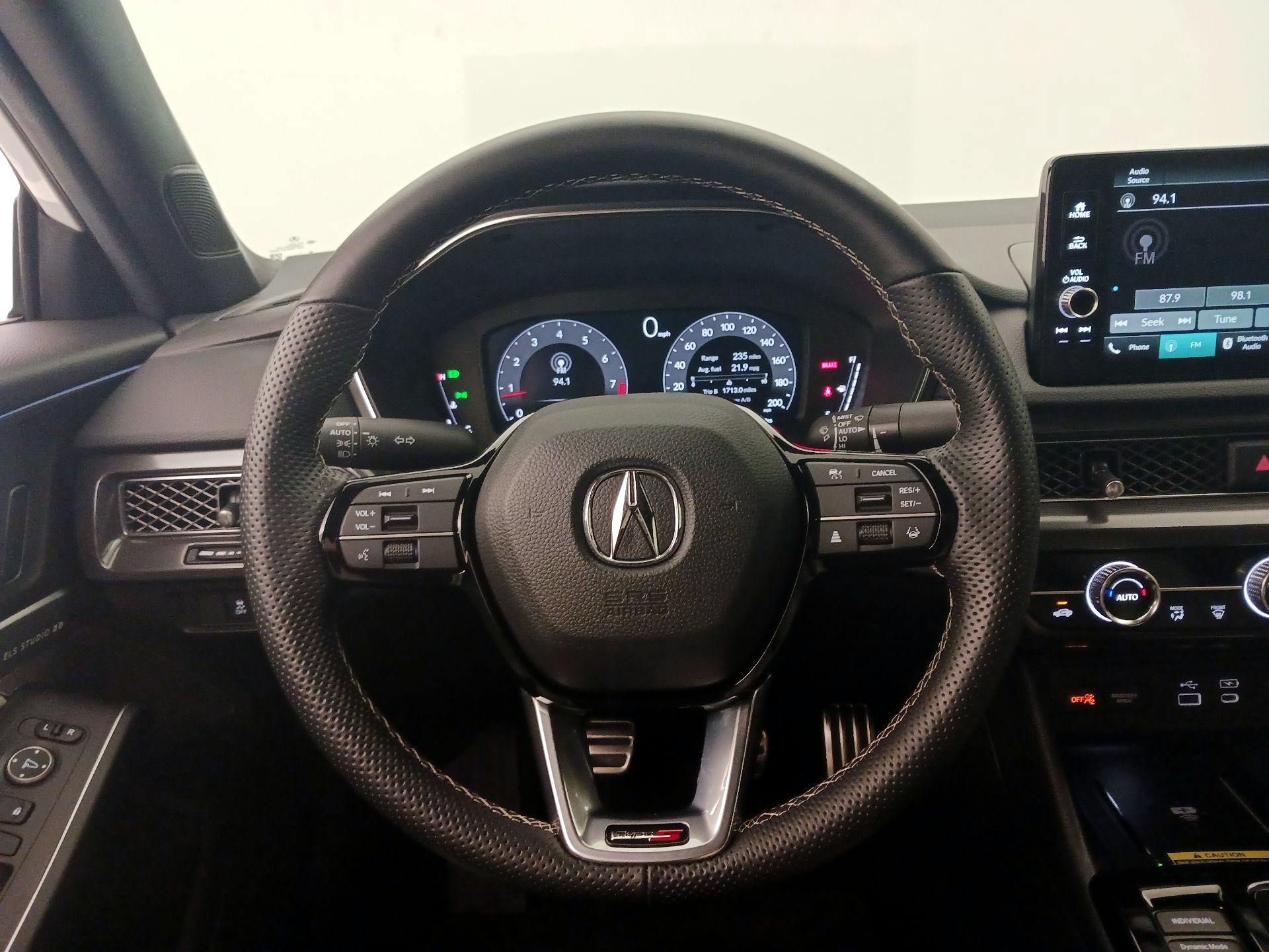 Thumbnail: 2025 Acura Integra - 10