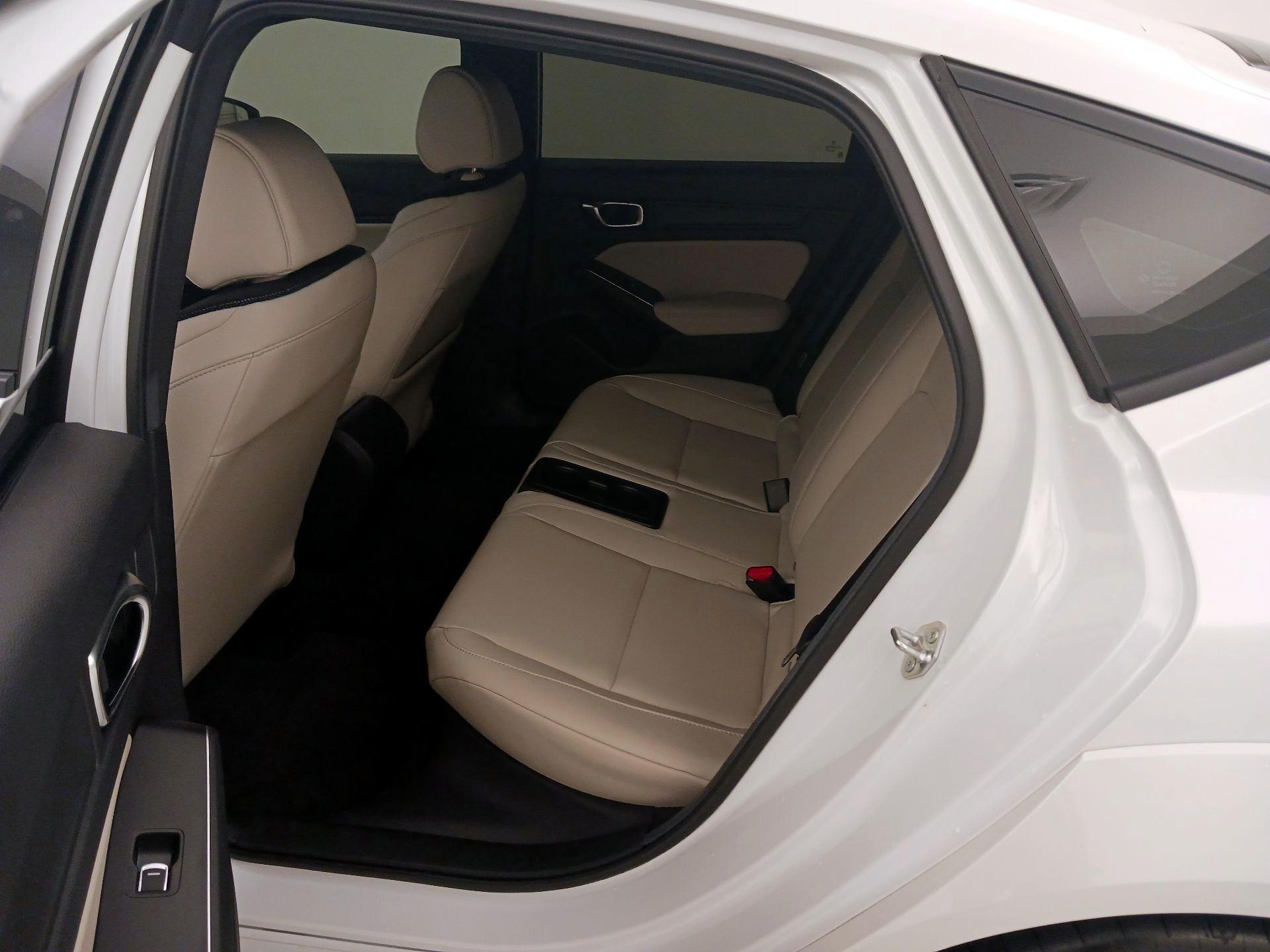 Thumbnail: 2025 Acura Integra - 19