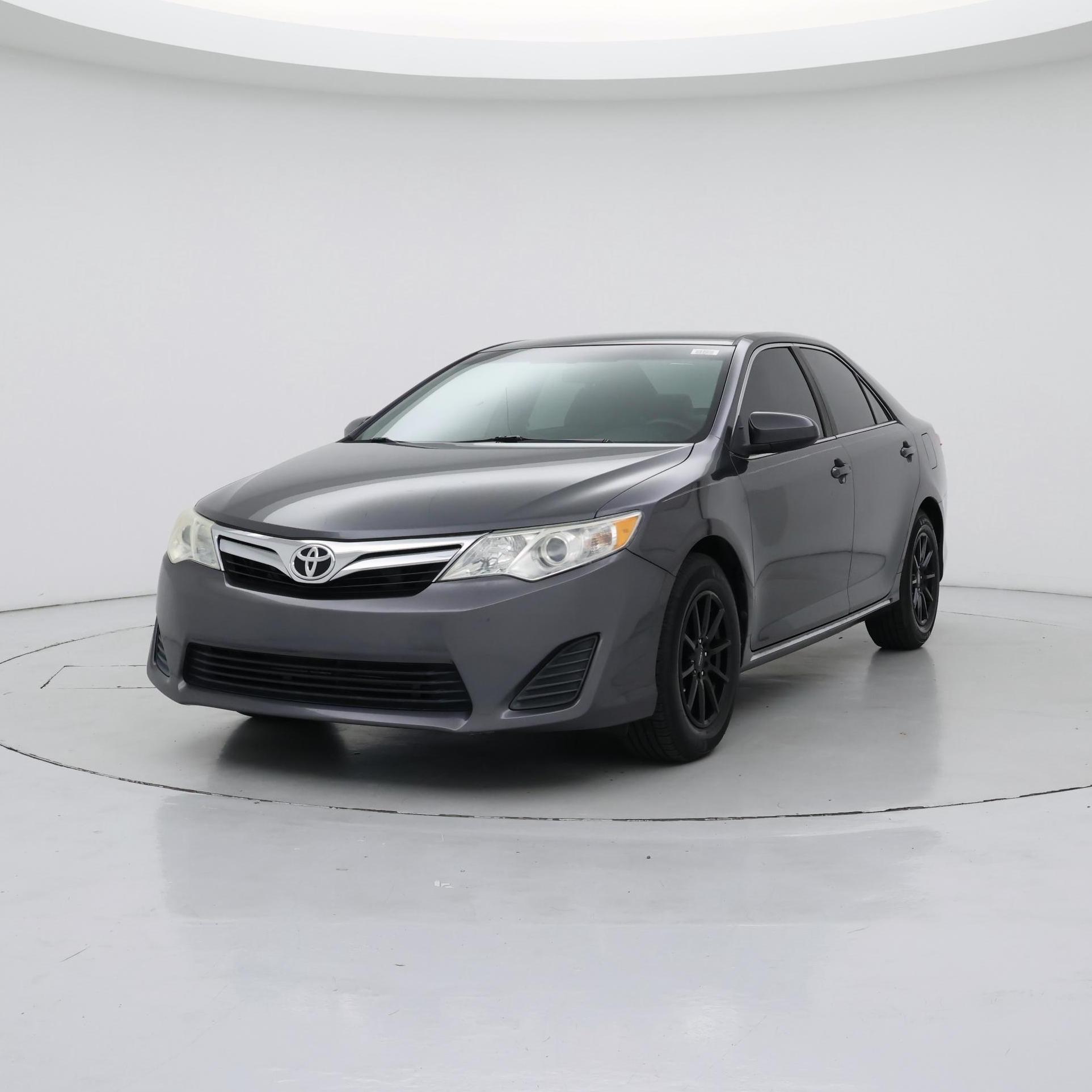 Thumbnail: 2013 Toyota Camry - 4
