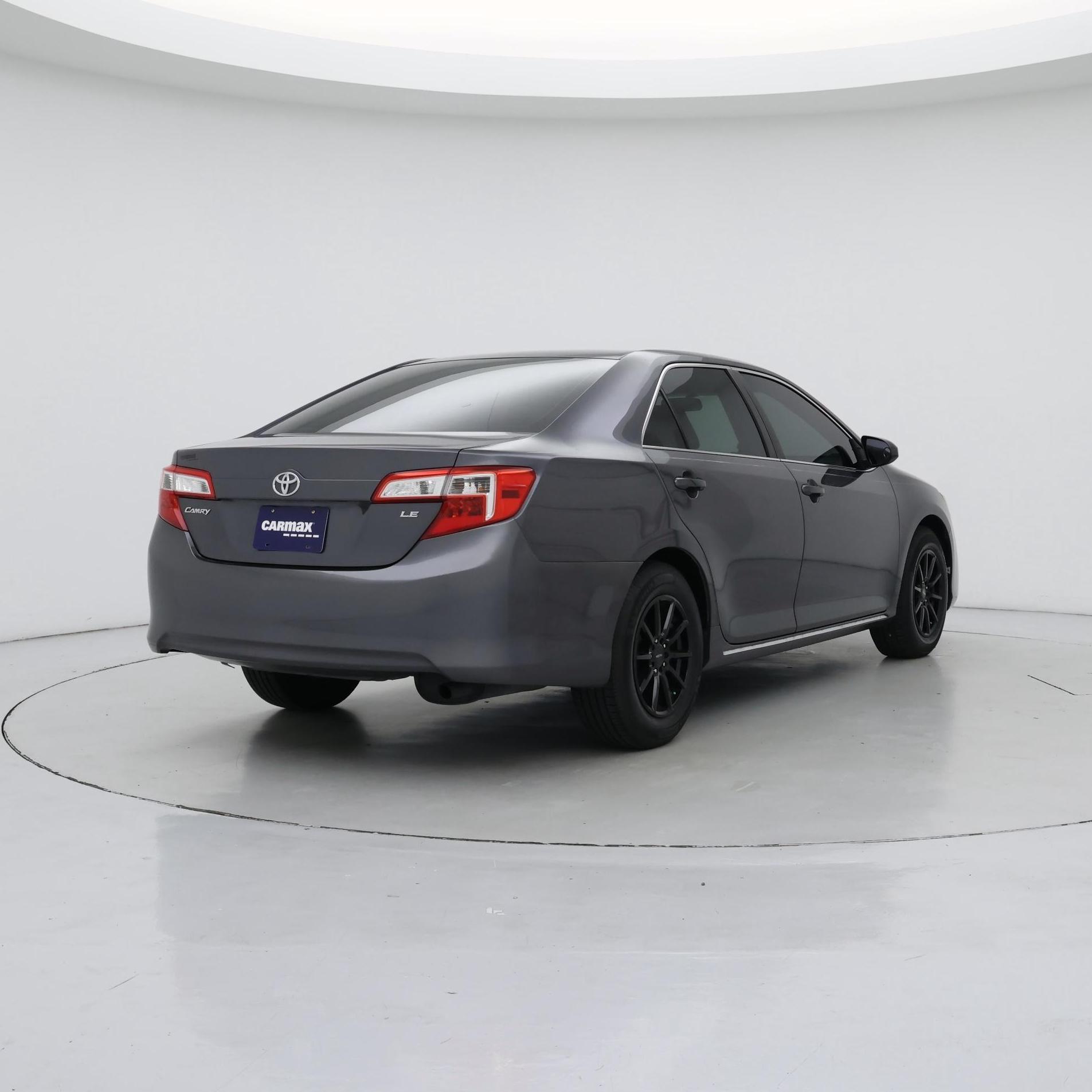Thumbnail: 2013 Toyota Camry - 8