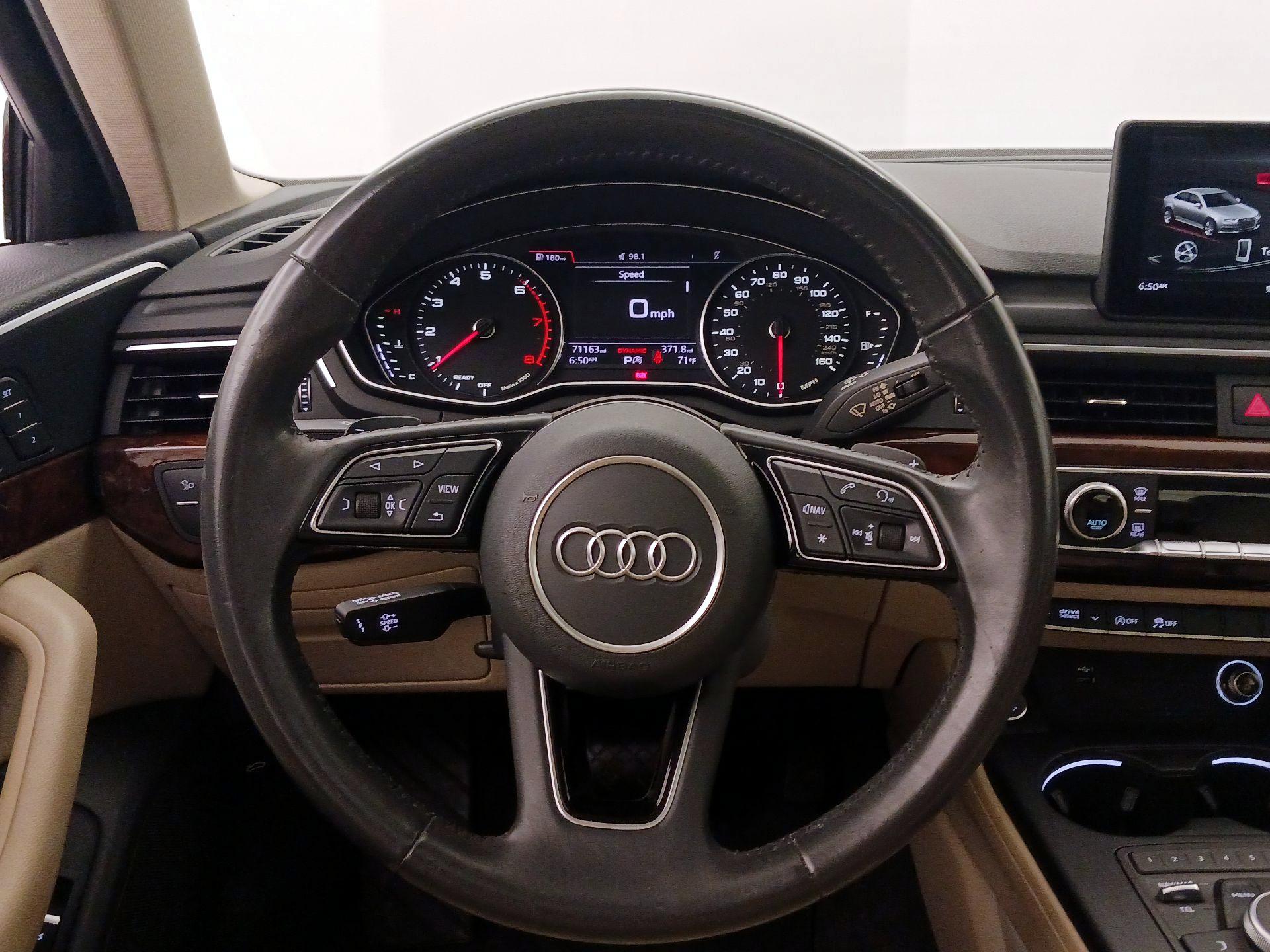 Thumbnail: 2019 Audi A4 - 10