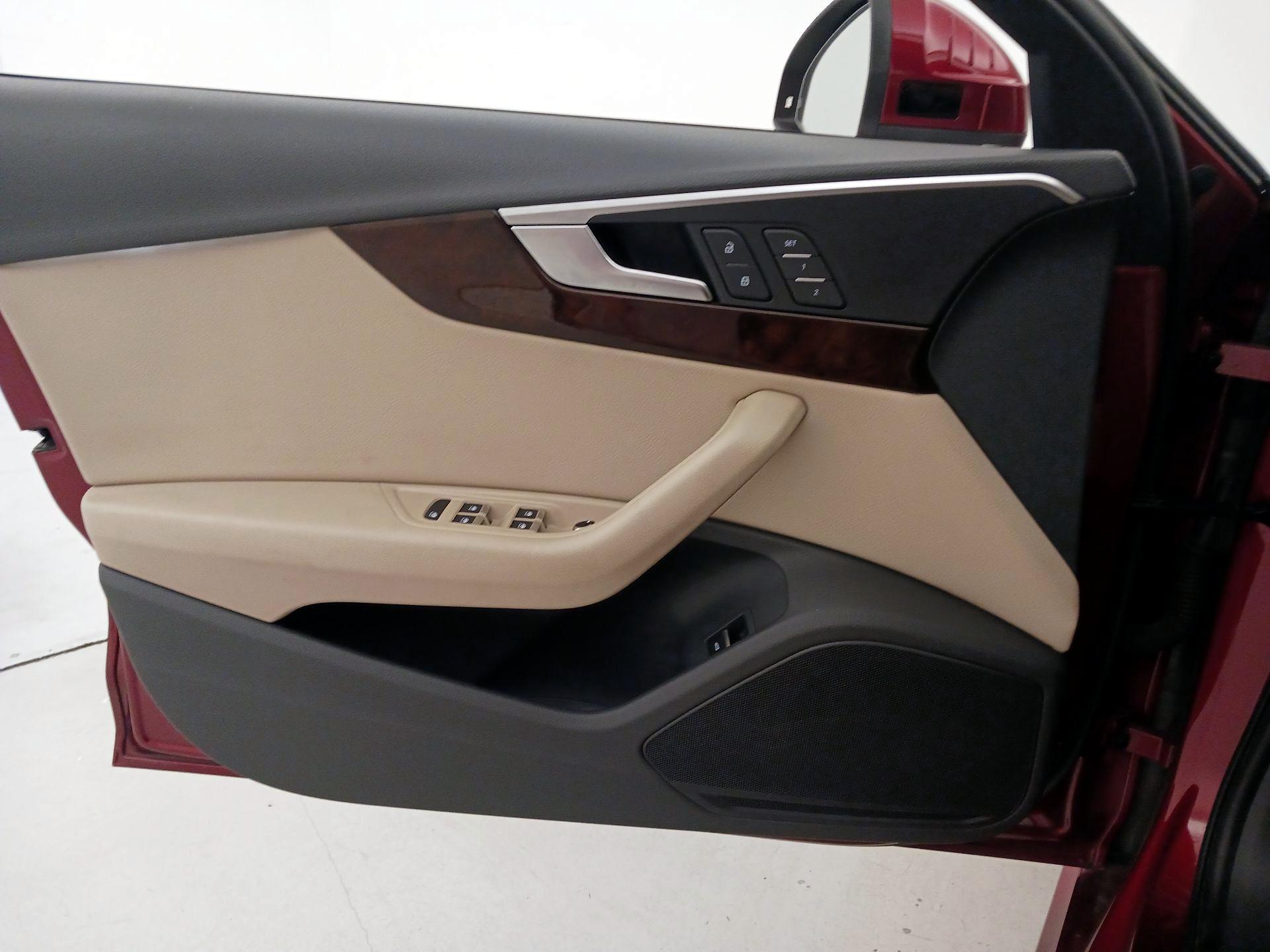 Thumbnail: 2019 Audi A4 - 12
