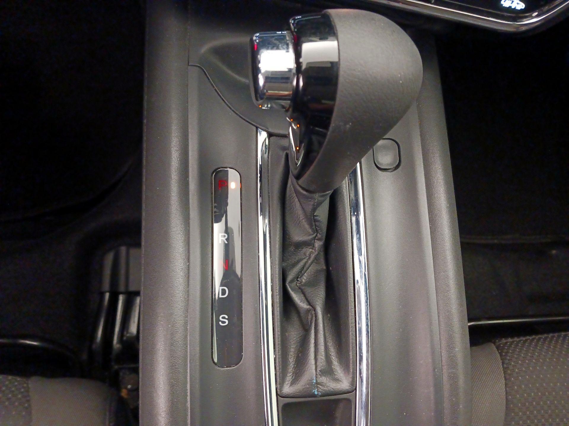 Thumbnail: 2020 Honda HR-V - 17