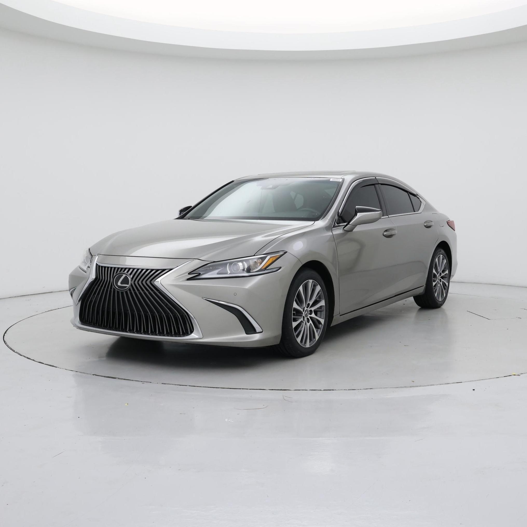 Thumbnail: 2021 Lexus ES - 4