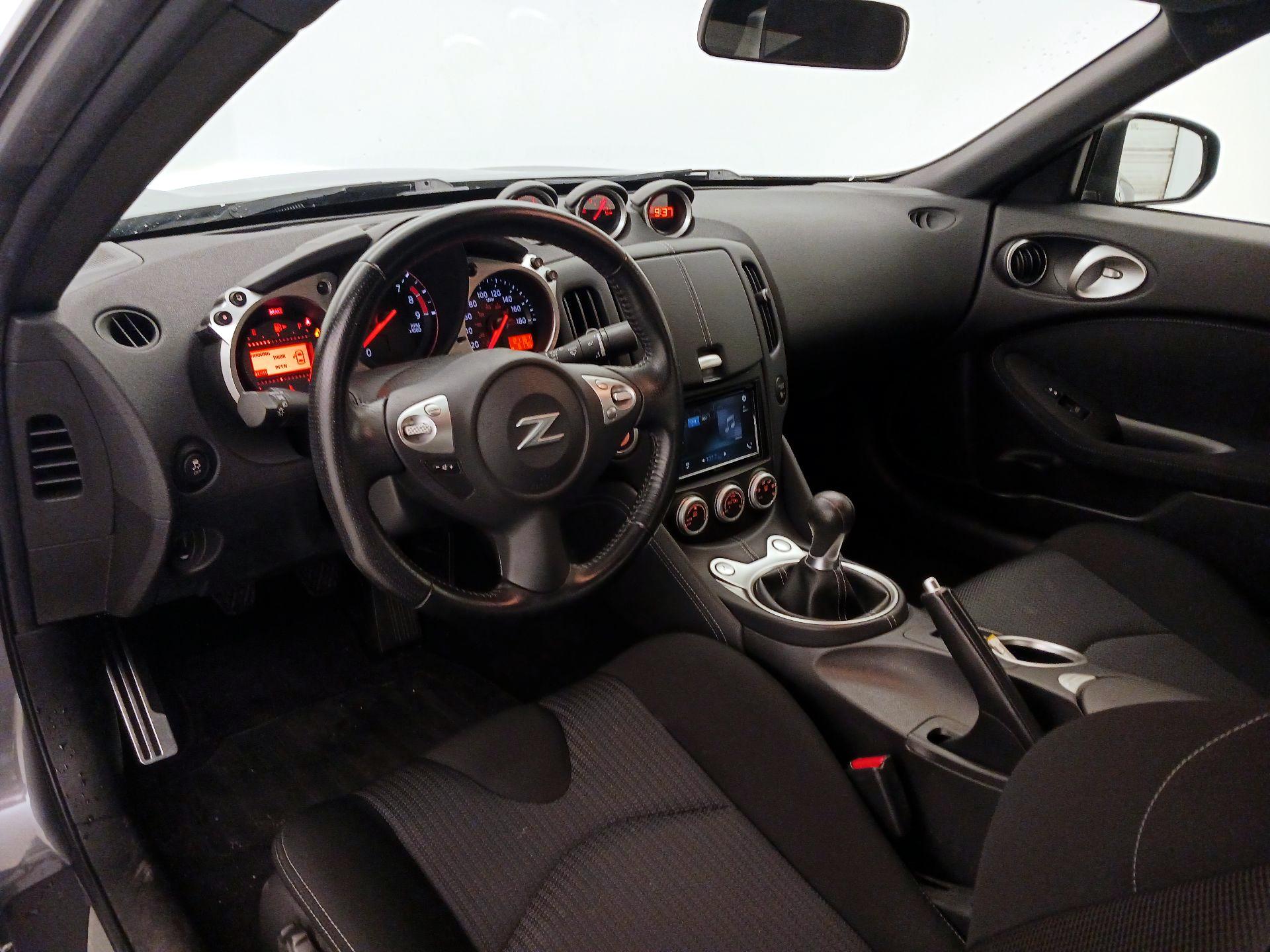 Thumbnail: 2014 Nissan Z - 9