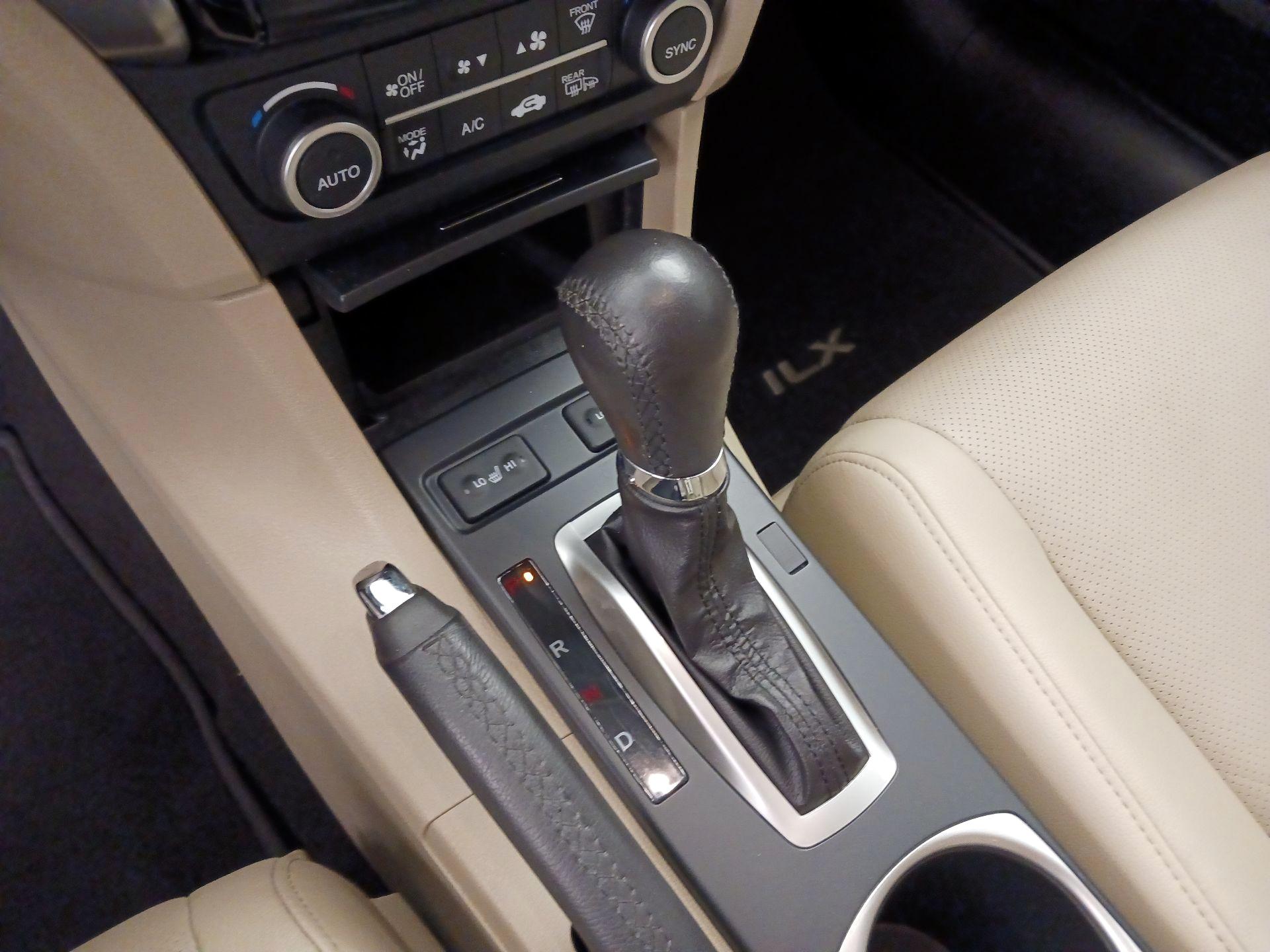 Thumbnail: 2016 Acura ILX - 17