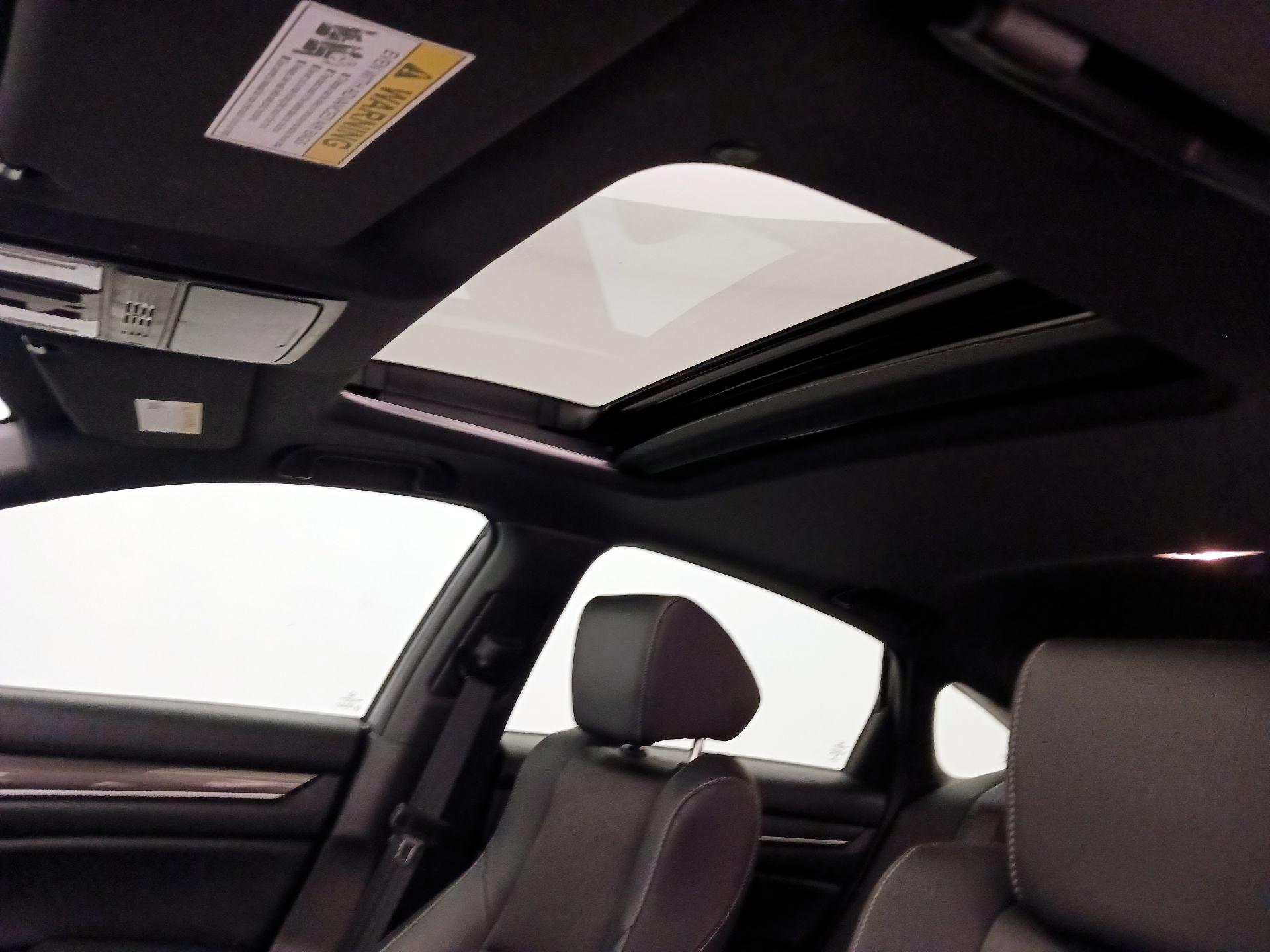 Thumbnail: 2018 Honda Accord - 19