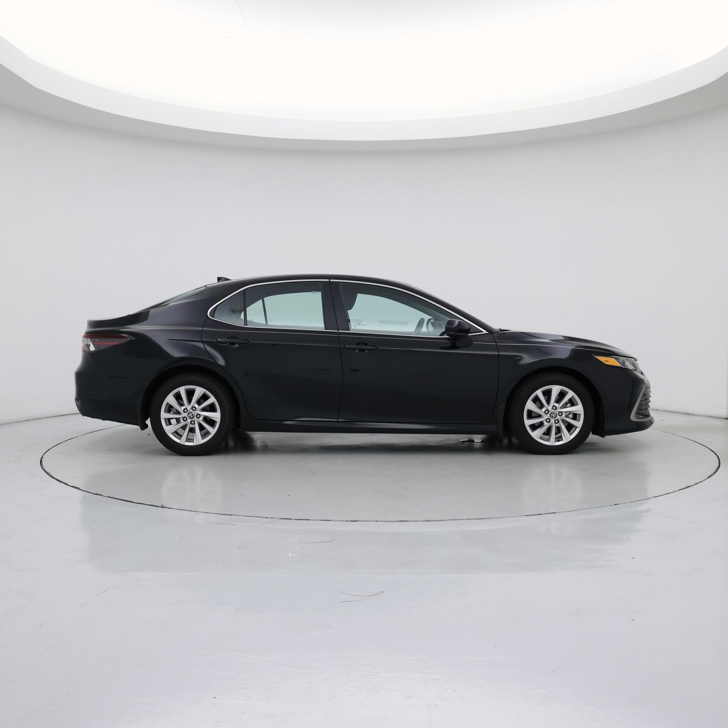 Thumbnail: 2023 Toyota Camry - 7