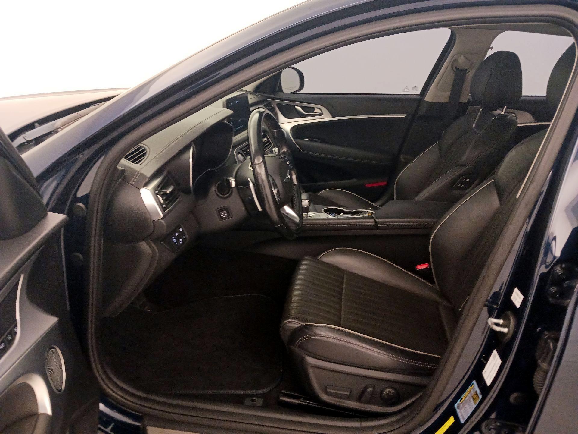 Thumbnail: 2019 Genesis G70 - 11