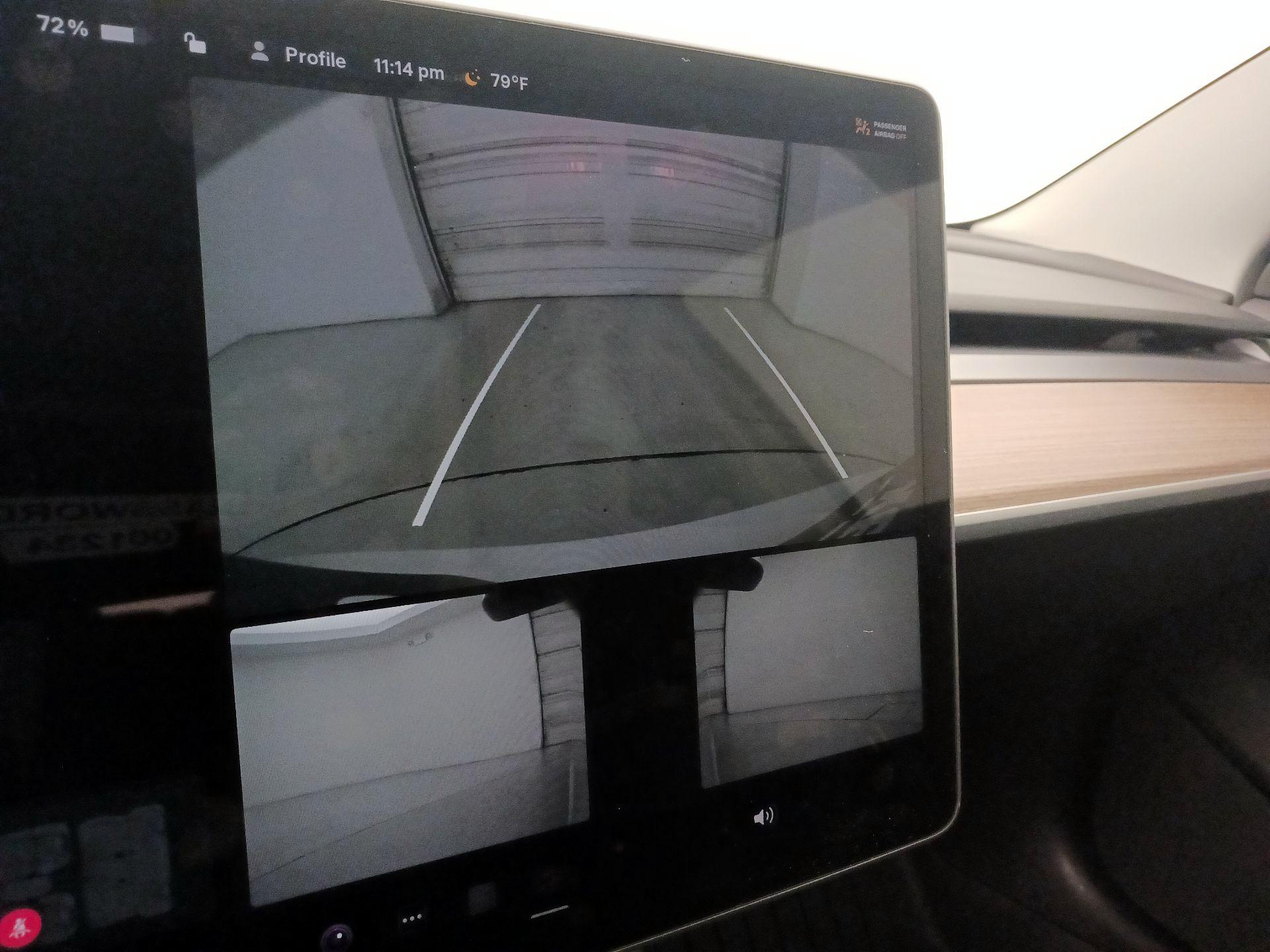 Thumbnail: 2022 Tesla Model 3 - 14
