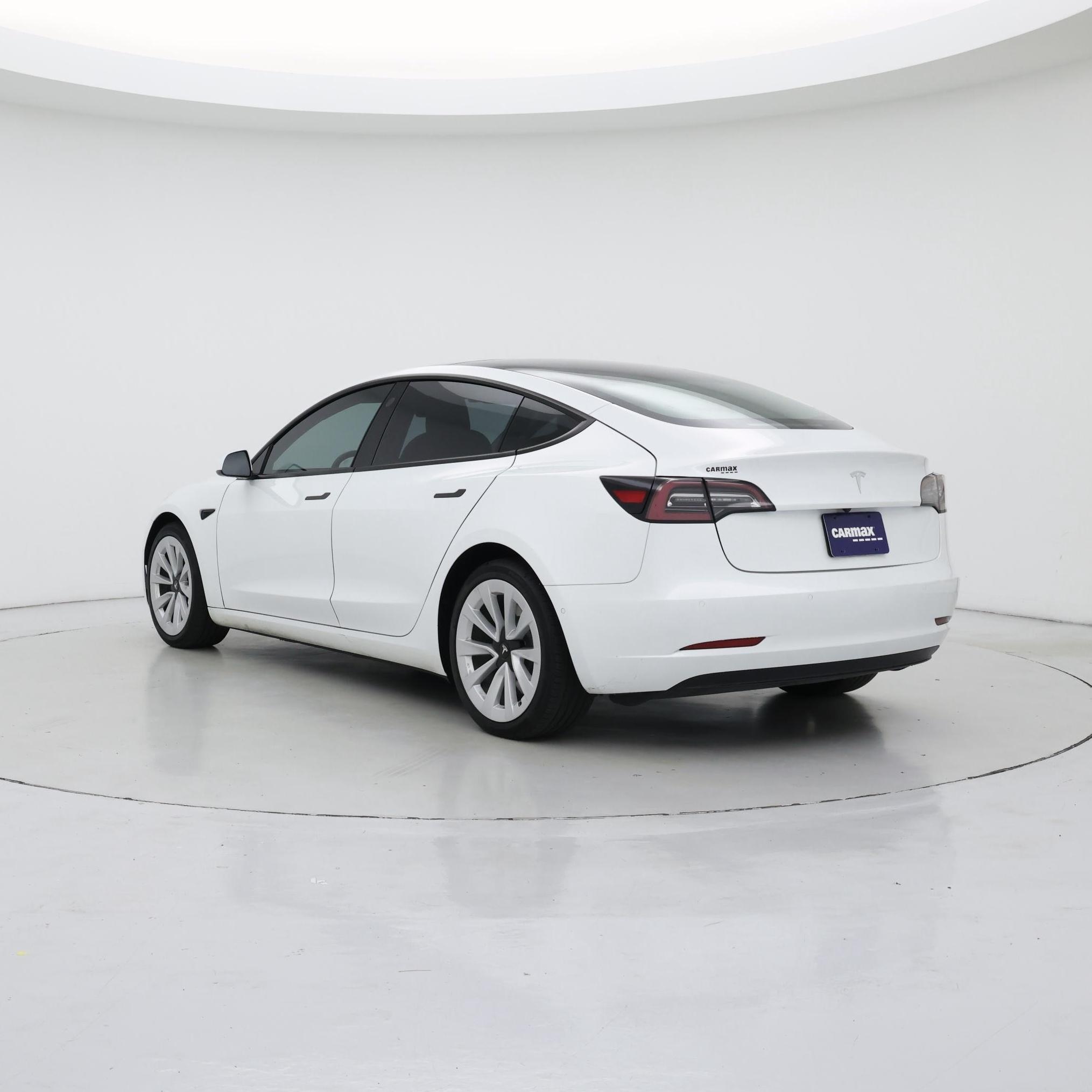 Thumbnail: 2022 Tesla Model 3 - 2