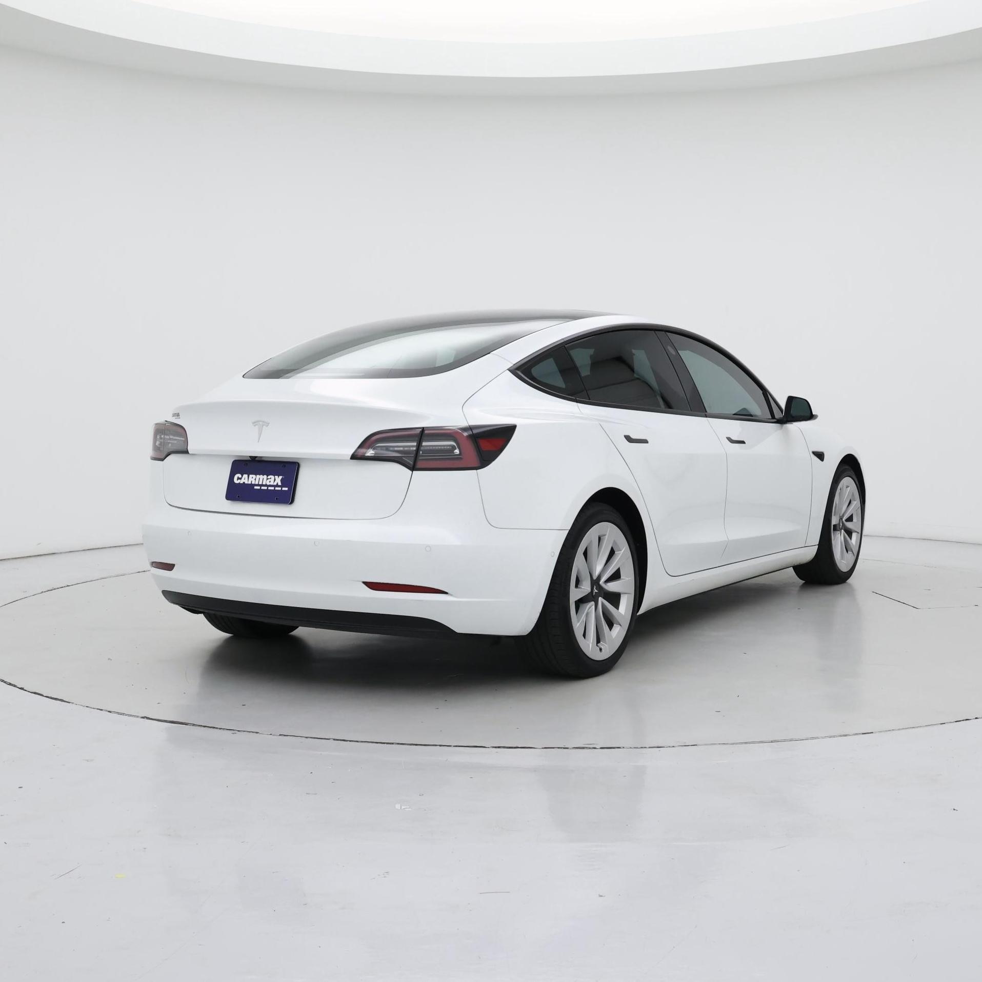 Thumbnail: 2022 Tesla Model 3 - 8