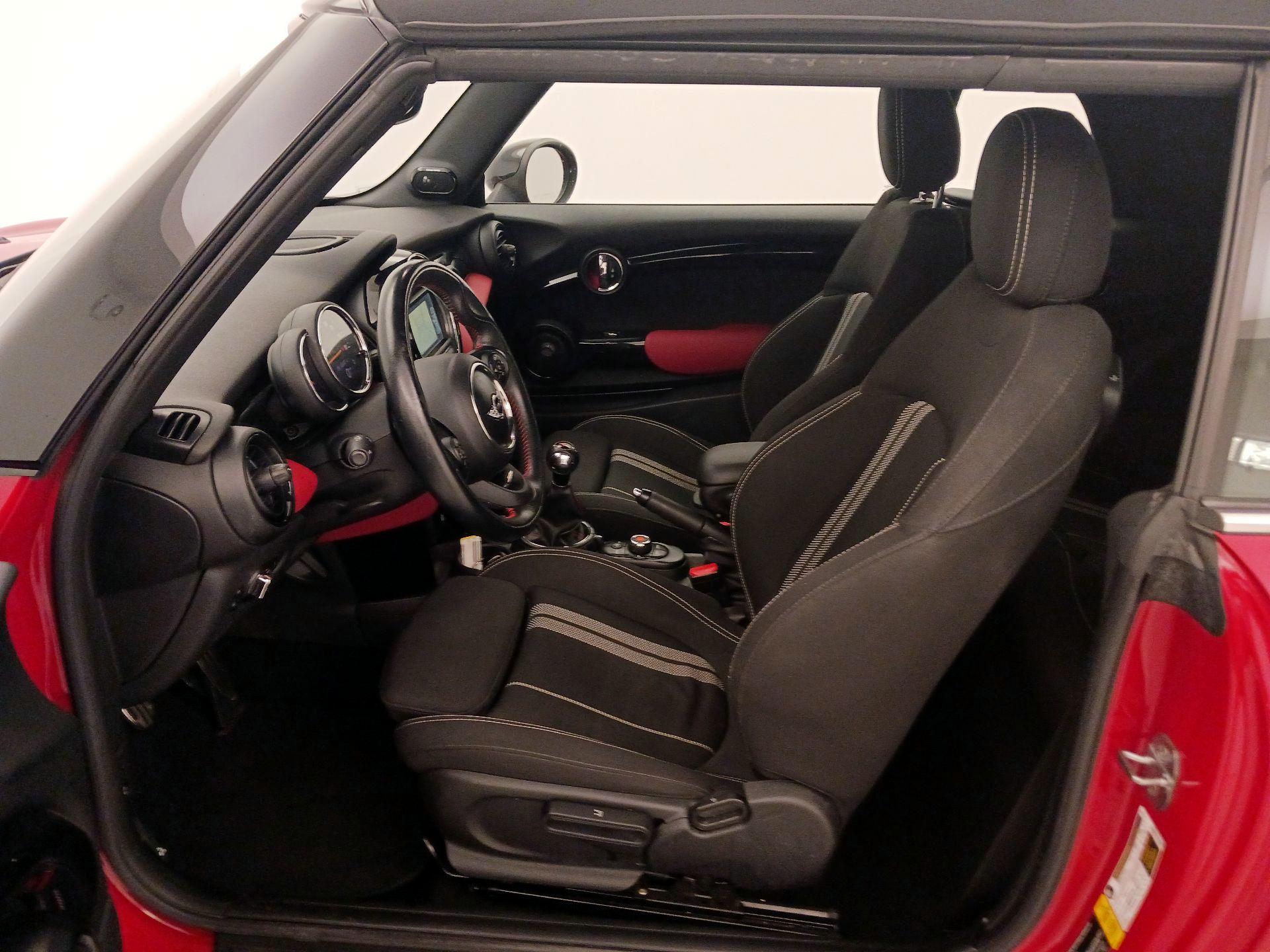 Thumbnail: 2016 MINI Cooper - 11