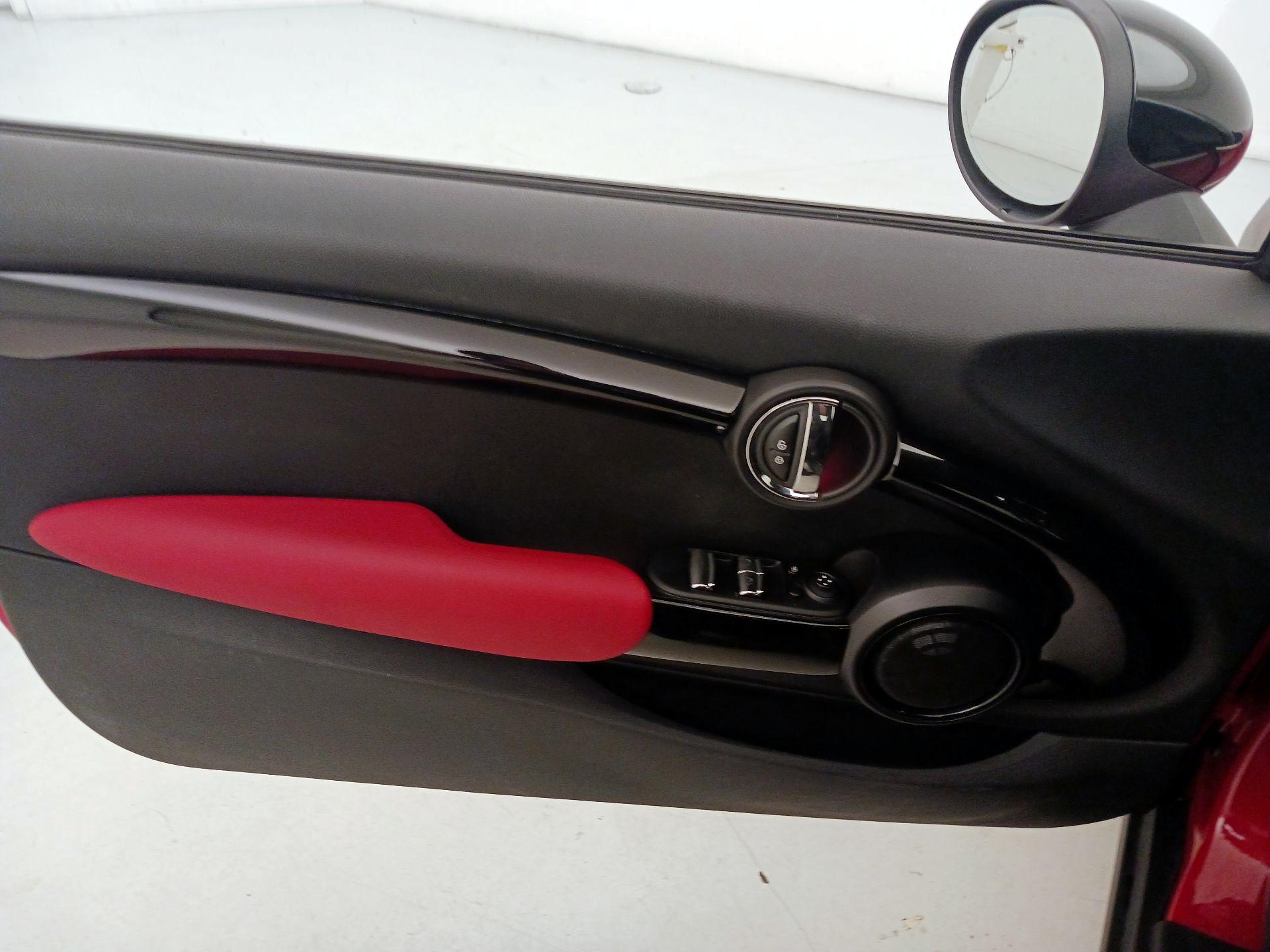 Thumbnail: 2016 MINI Cooper - 12