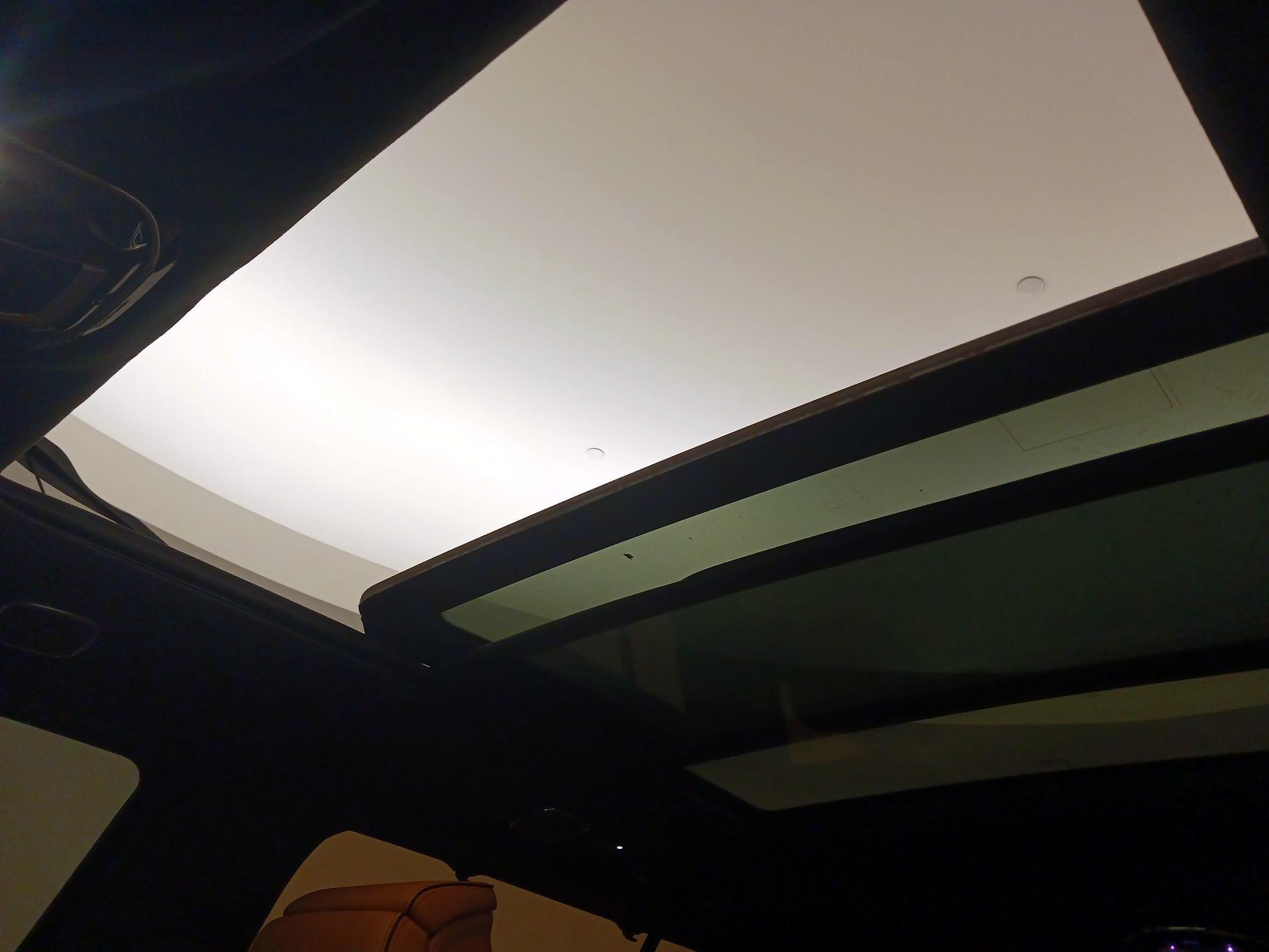 Thumbnail: 2023 Jeep Grand Wagoneer - 20