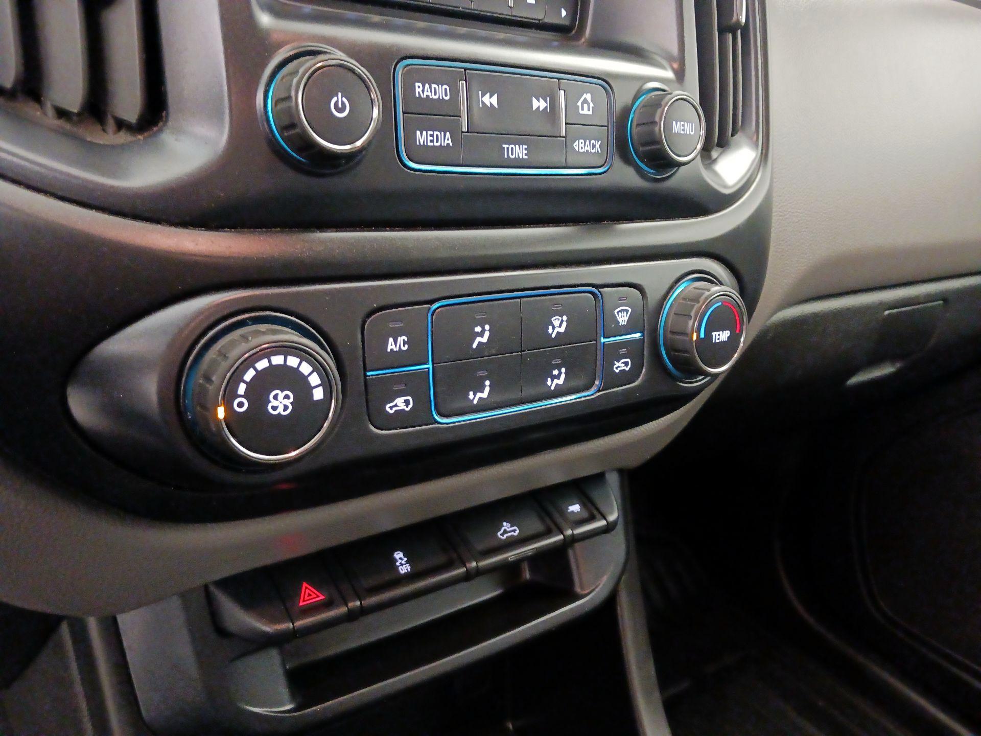 Thumbnail: 2017 Chevrolet Colorado - 16
