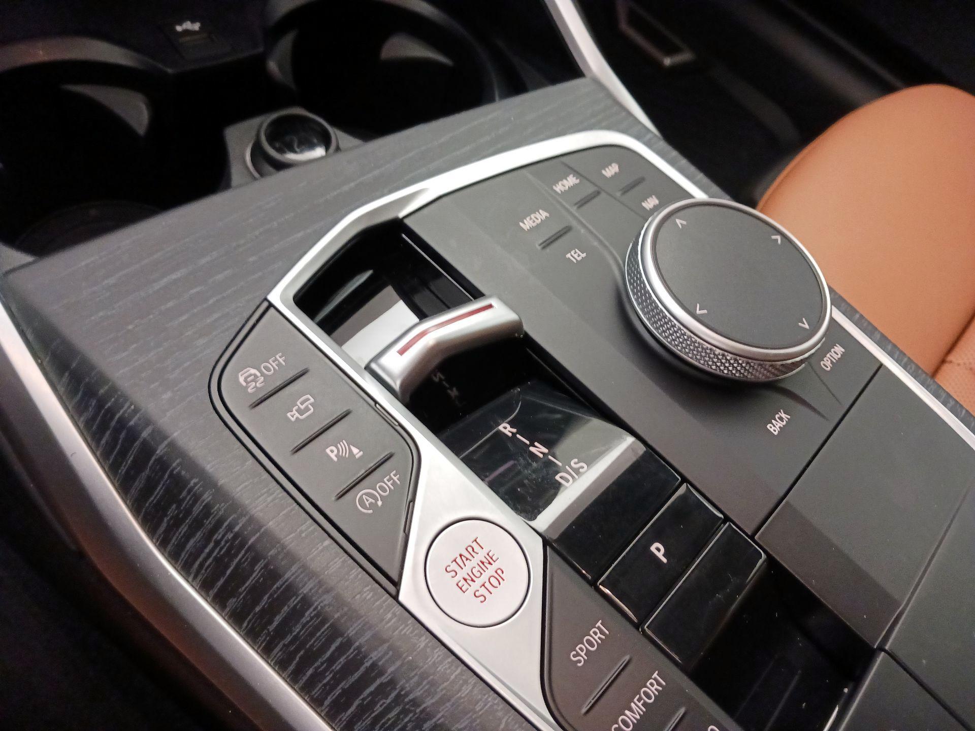 Thumbnail: 2025 BMW 4 Series - 18