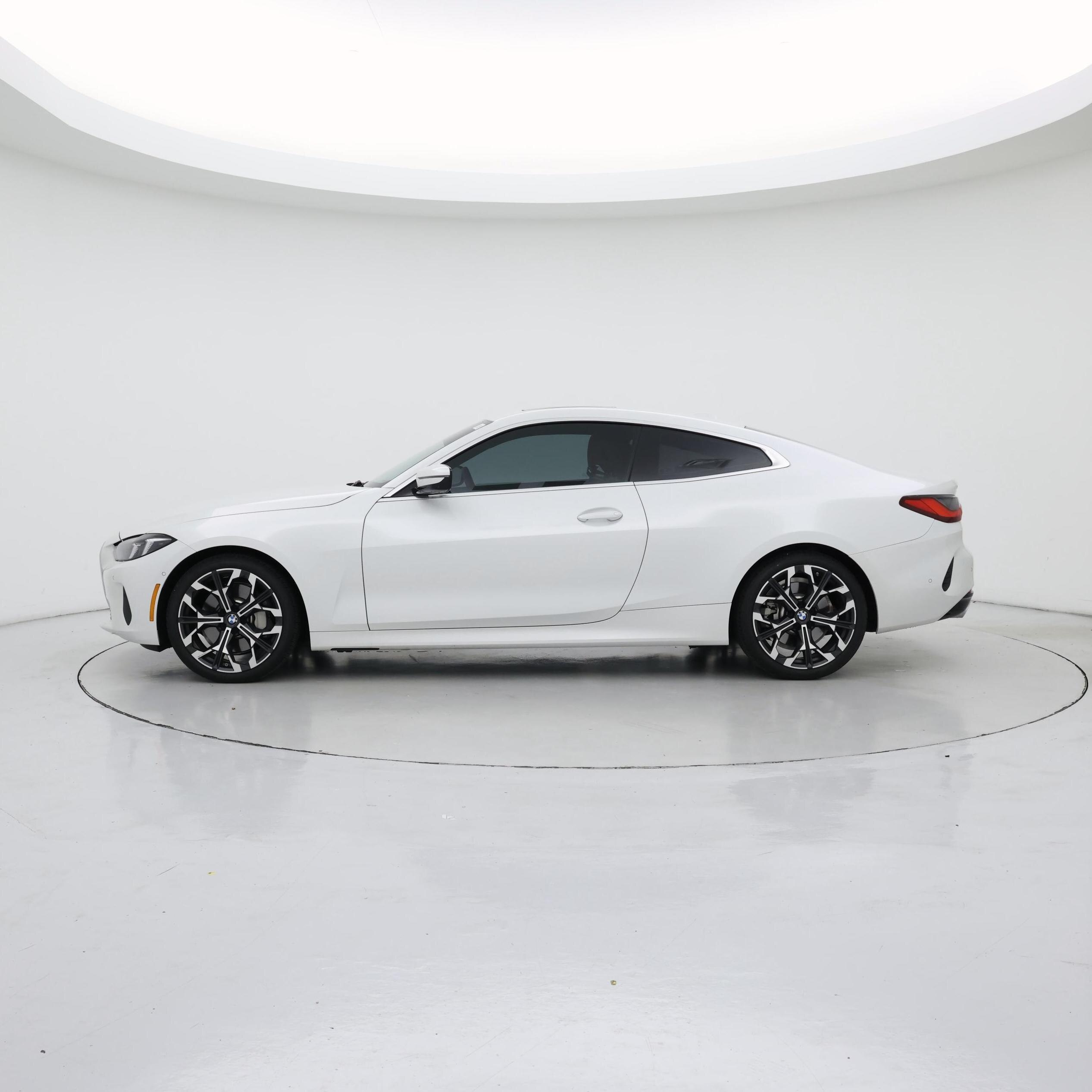 Thumbnail: 2025 BMW 4 Series - 3