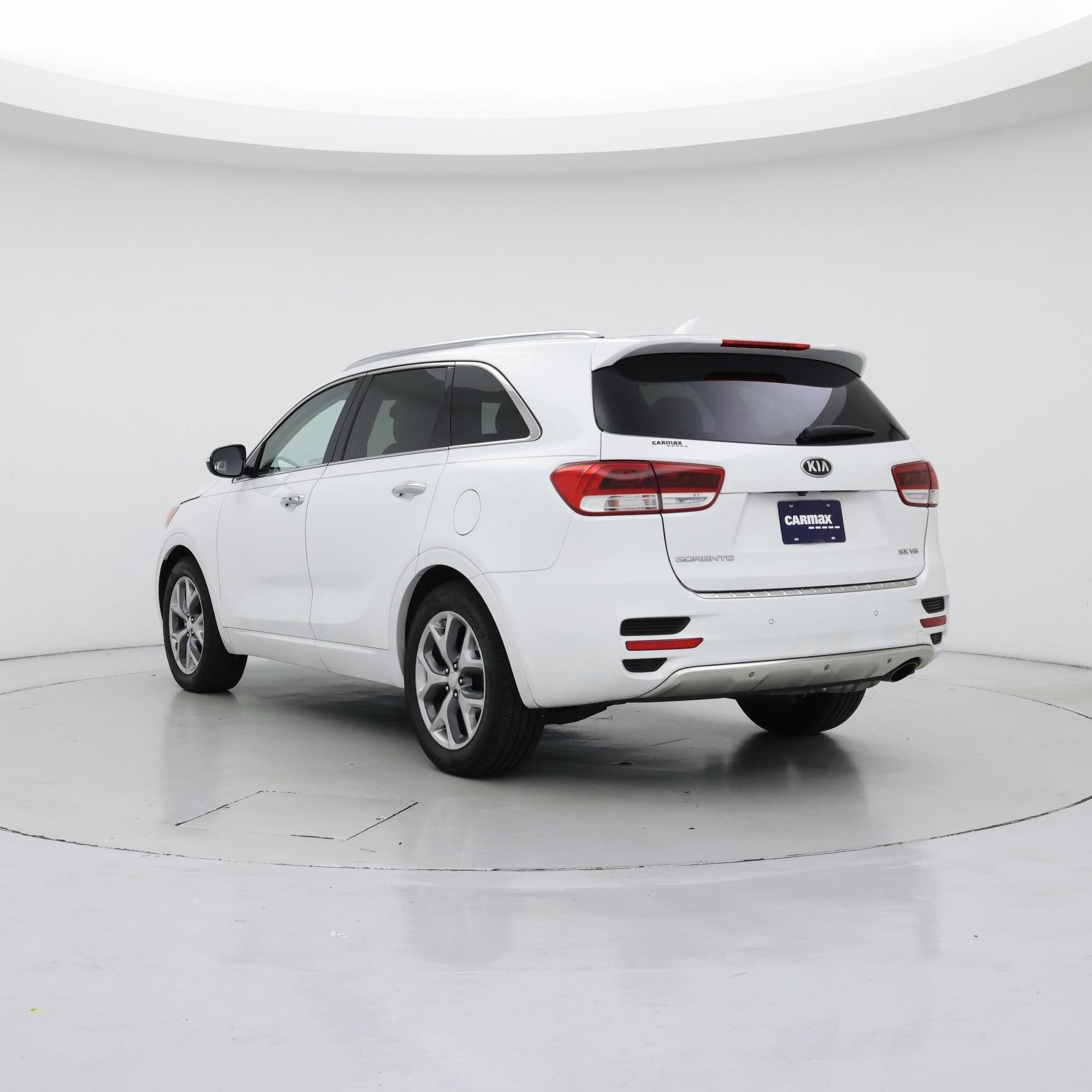 Thumbnail: 2016 Kia Sorento - 2