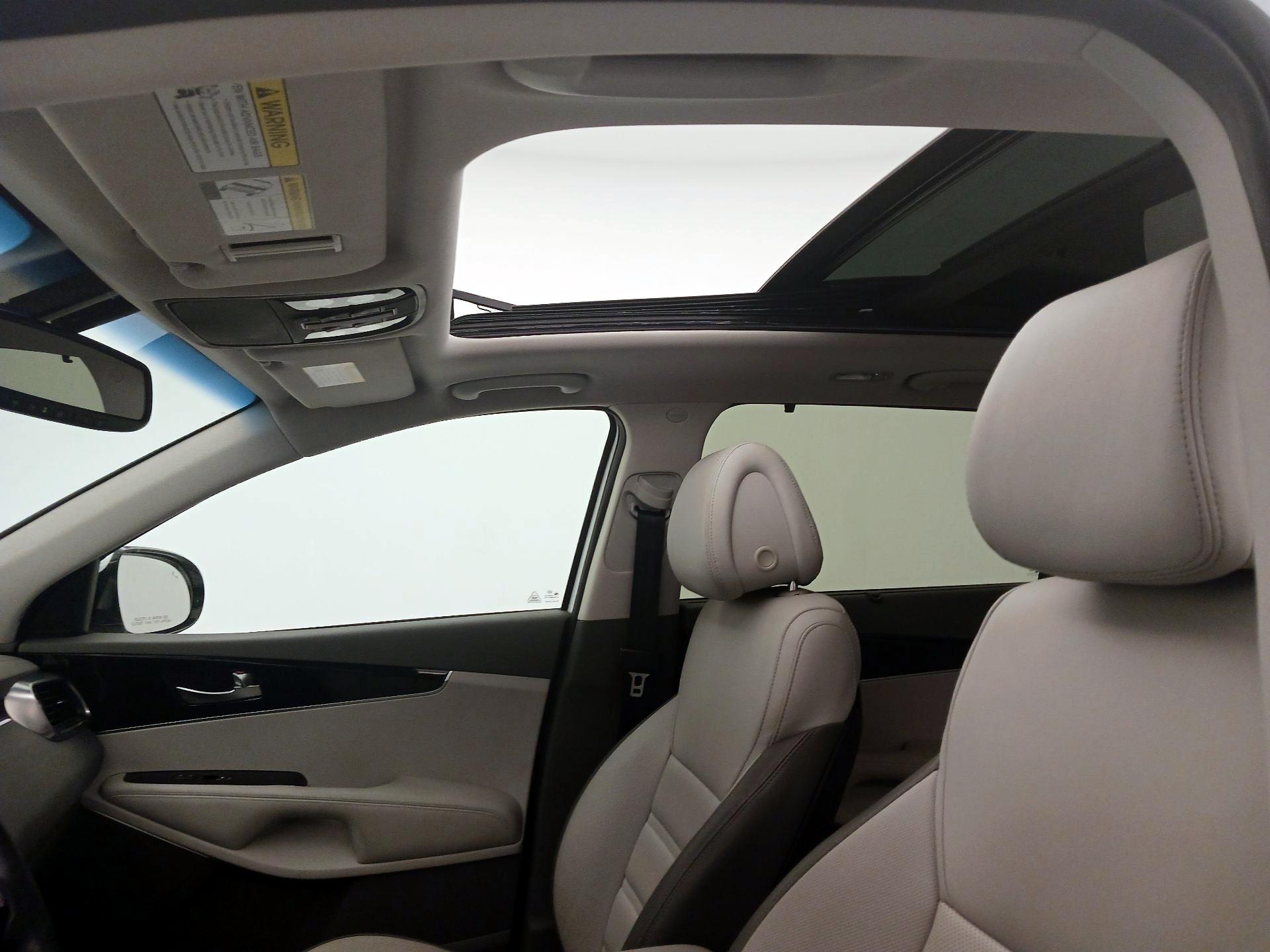 Thumbnail: 2016 Kia Sorento - 20