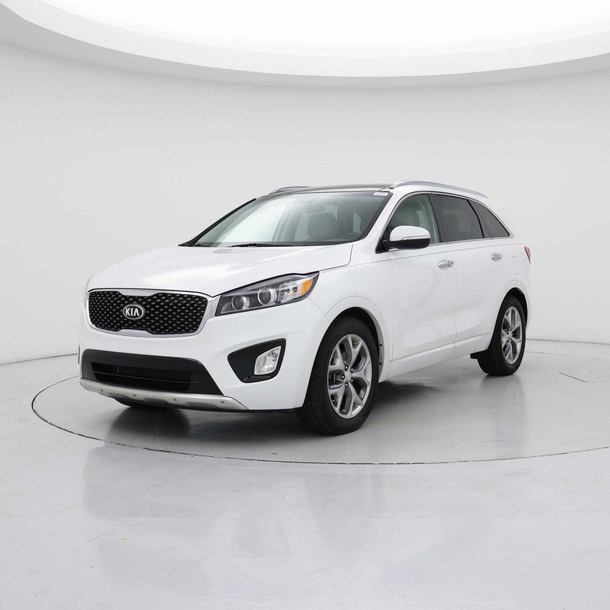 Thumbnail: 2016 Kia Sorento - 4