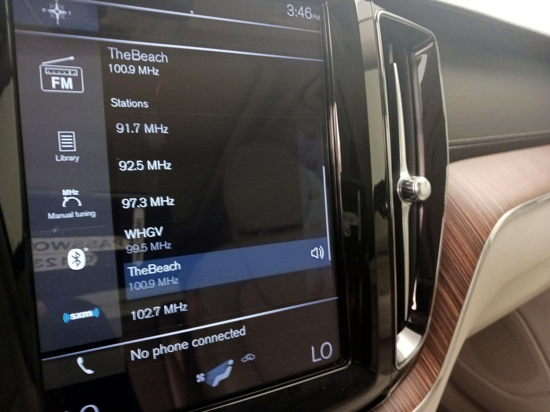 Thumbnail: 2020 Volvo XC60 - 16